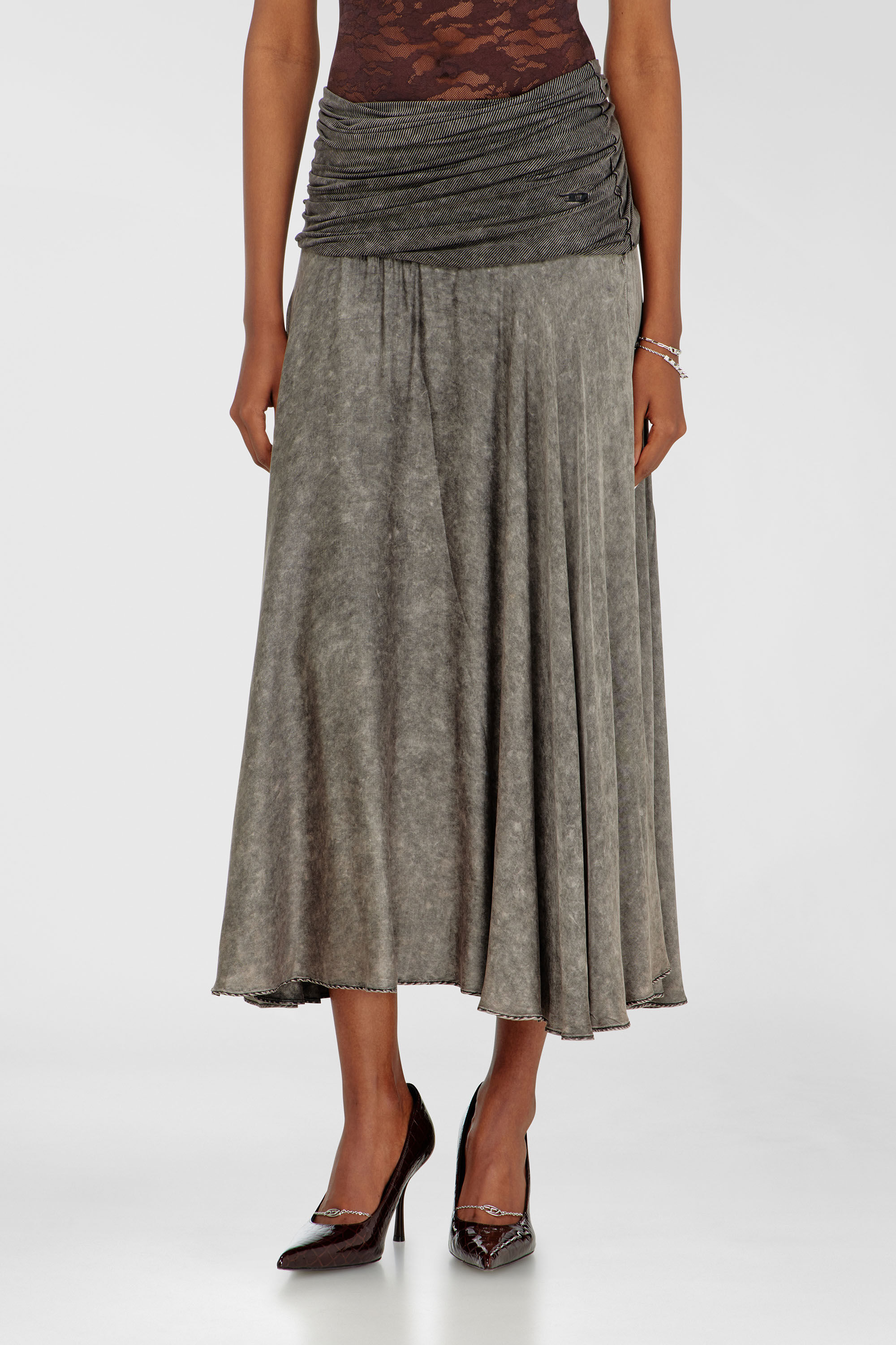 Diesel - O-SYA, Jupe midi avec section de taille torsad&eacute;e Femme in Gris - 3