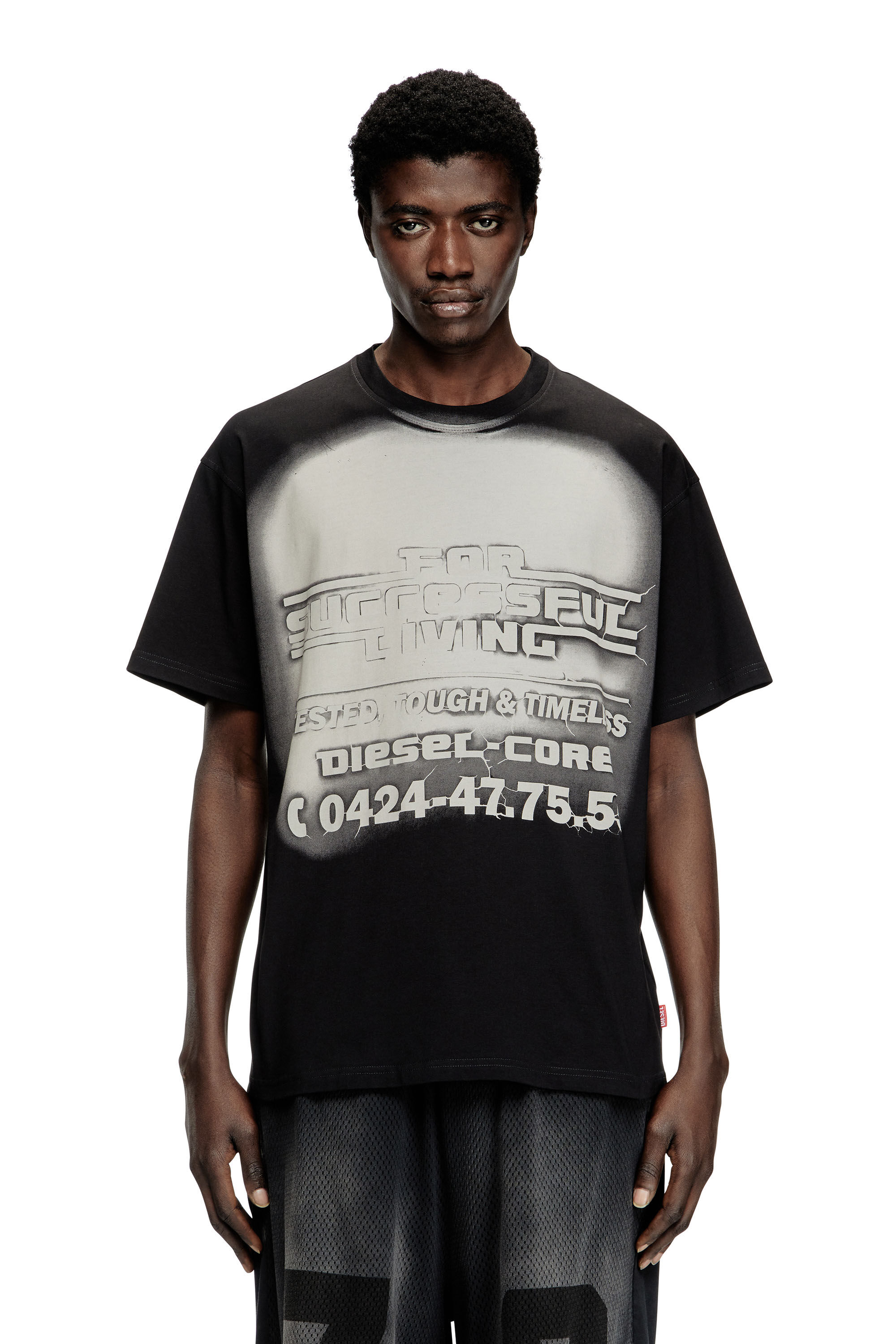 Diesel - T-BOXT-R15, T-shirt à motif graphique avec logo éclaté Homme in Noir - 3