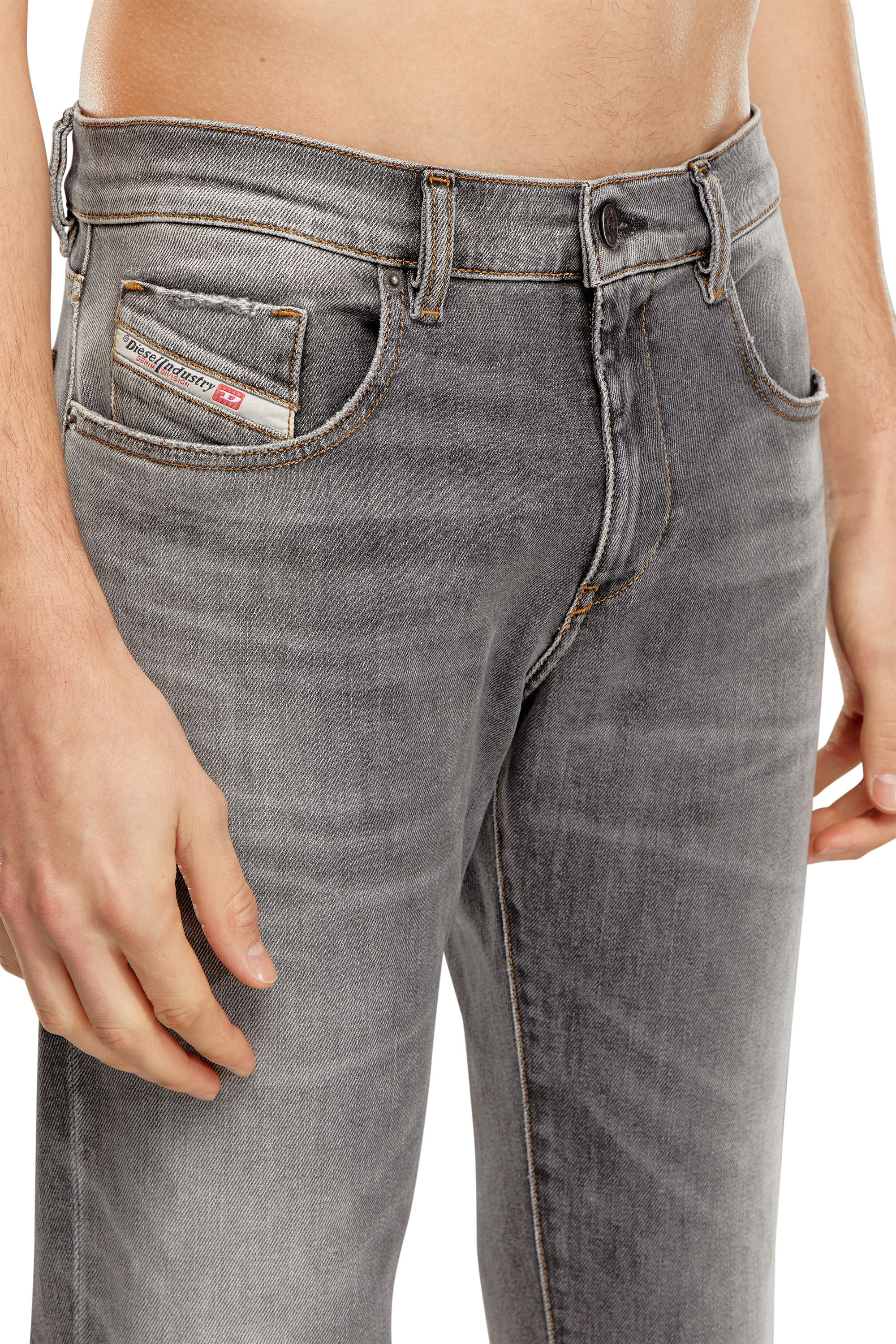 Diesel - Slim Jeans 2019 D-Strukt 09H44, Gris - Image 5