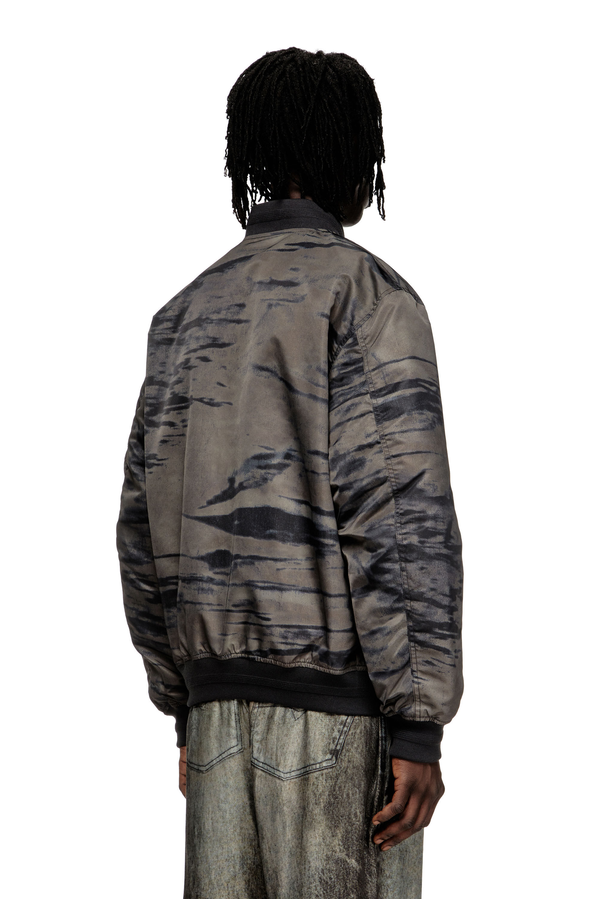 Diesel - J-KEPES-DLBZ, Bomber matelassé en satin imprimé Homme in Polychrome - 4