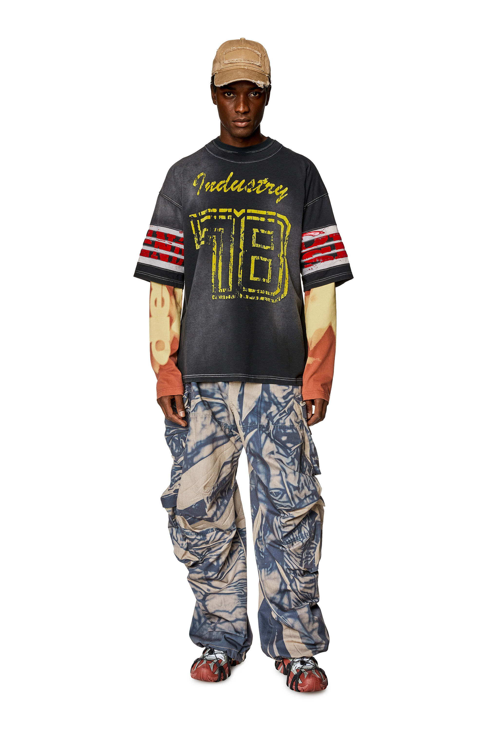 Diesel - T-BOST, T-shirt en jersey délavé avec imprimés floqués Homme in Noir - 1