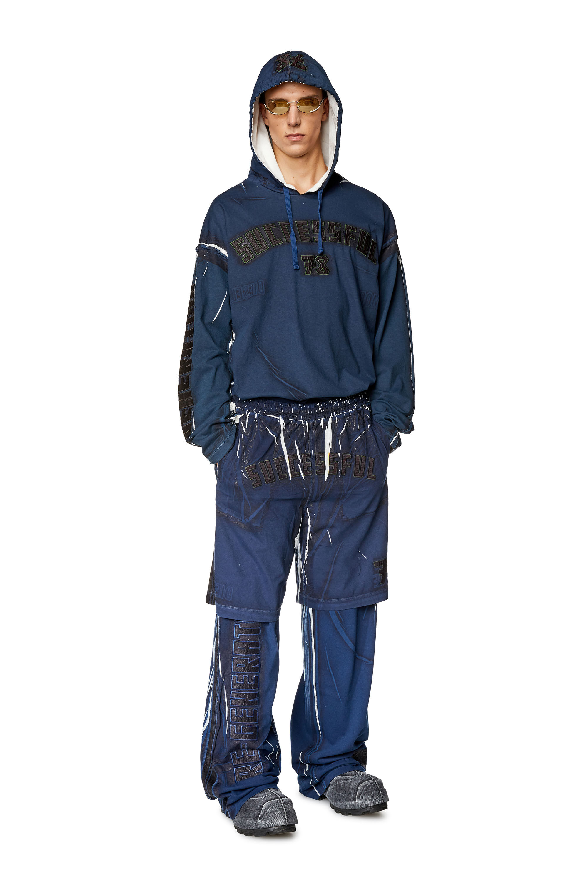 Diesel - P-ROWY-LONG, Pantalon de survêtement avec surimpression effet ombré Homme in Bleu - 1