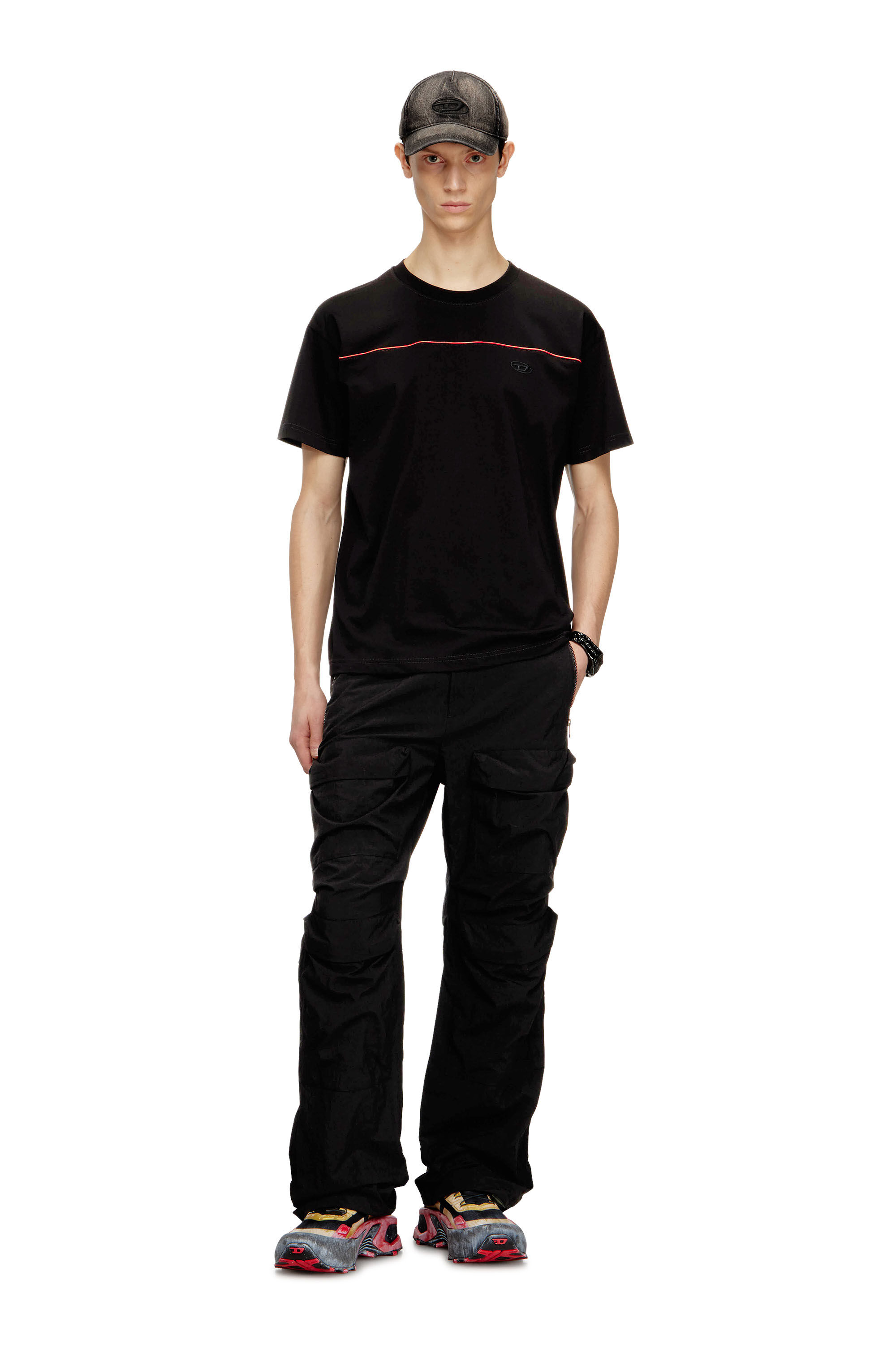 Diesel - T-NORM-PIPING, T-shirt avec passepoil contrastant Homme in Noir - 1
