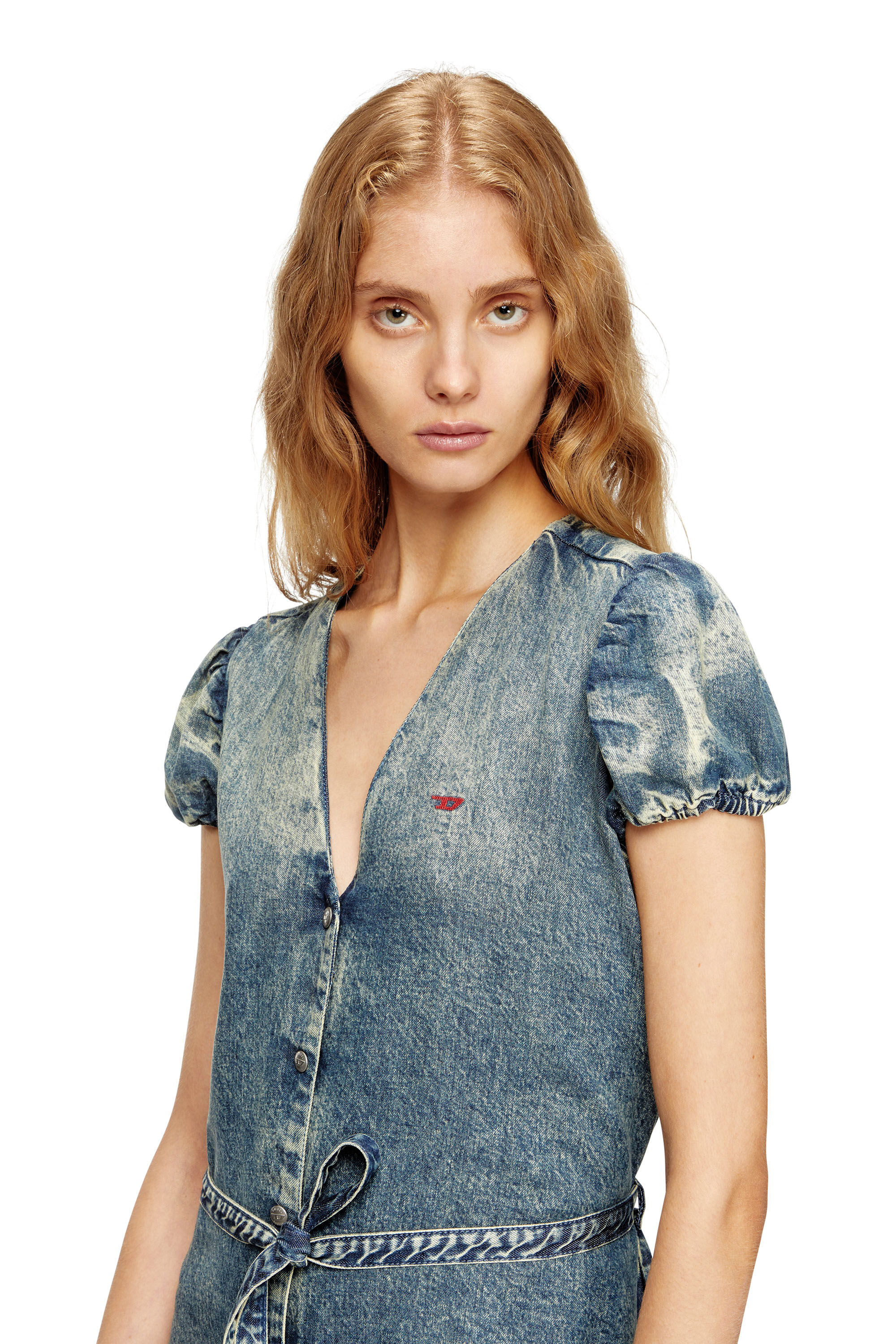 Diesel - DE-OLLISH-D, Robe en denim avec ceinture à la taille Femme in Bleu - 5