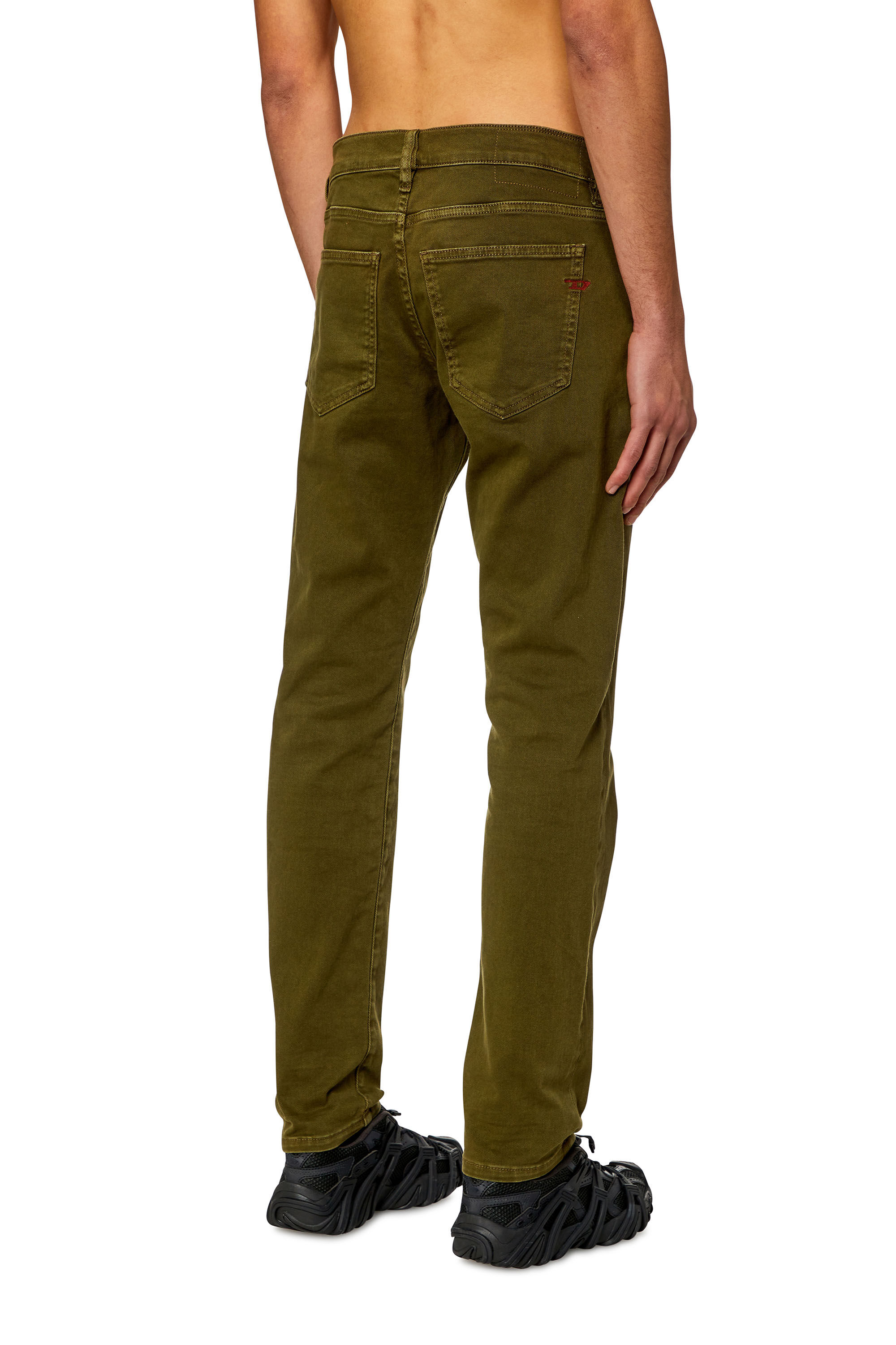 Diesel - 2019 D-Strukt 0QWTY Slim Jeans, Green - Image 4