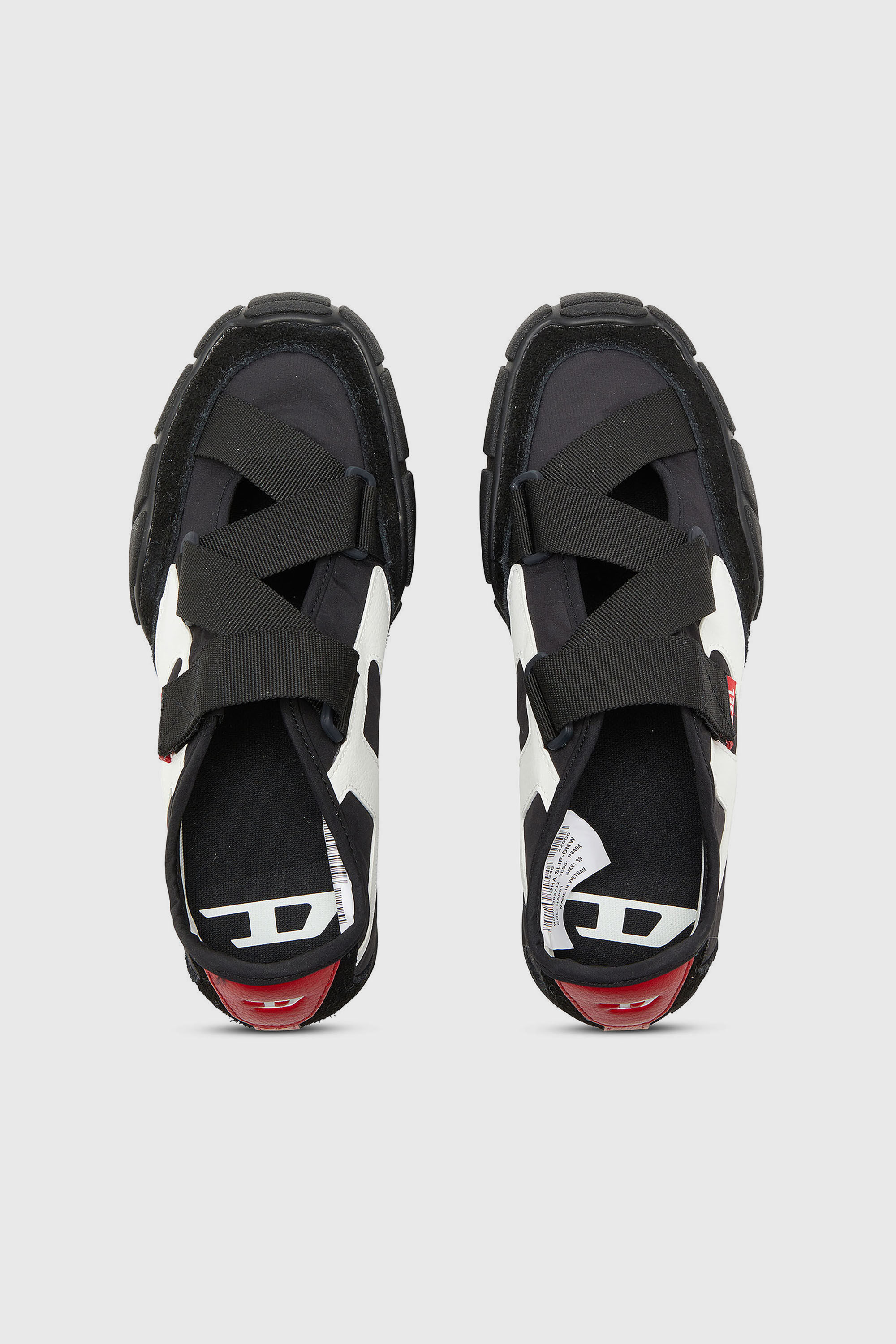 Diesel - S-PAGODHA SLIP-ON W, S-Pagodha-Baskets sans languette &agrave; brides libres en ripstop Femme in Noir - 4