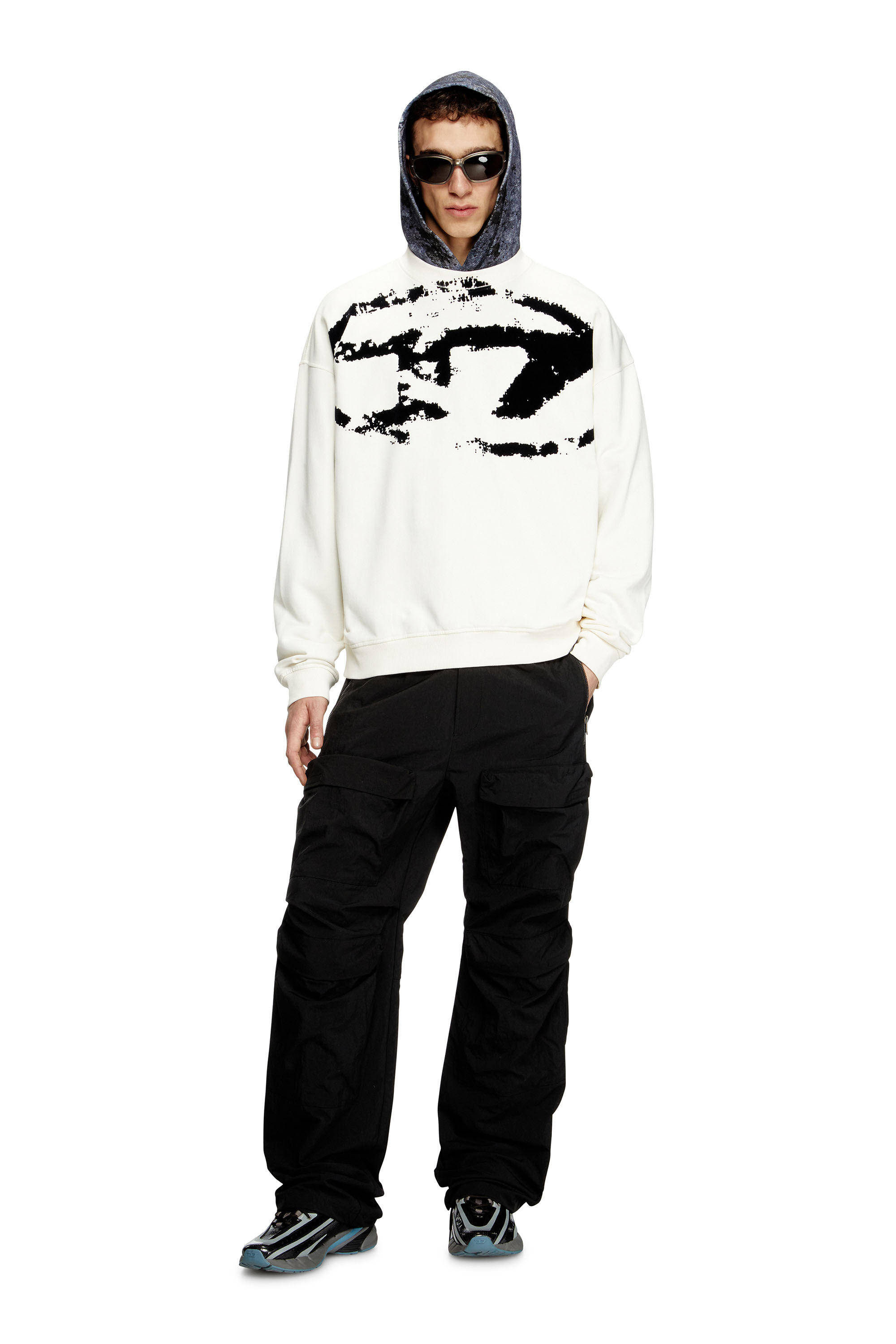 Diesel - S-BOXT-N5, Sweat-shirt avec logo floqué effet vieilli Homme in Polychrome - 1