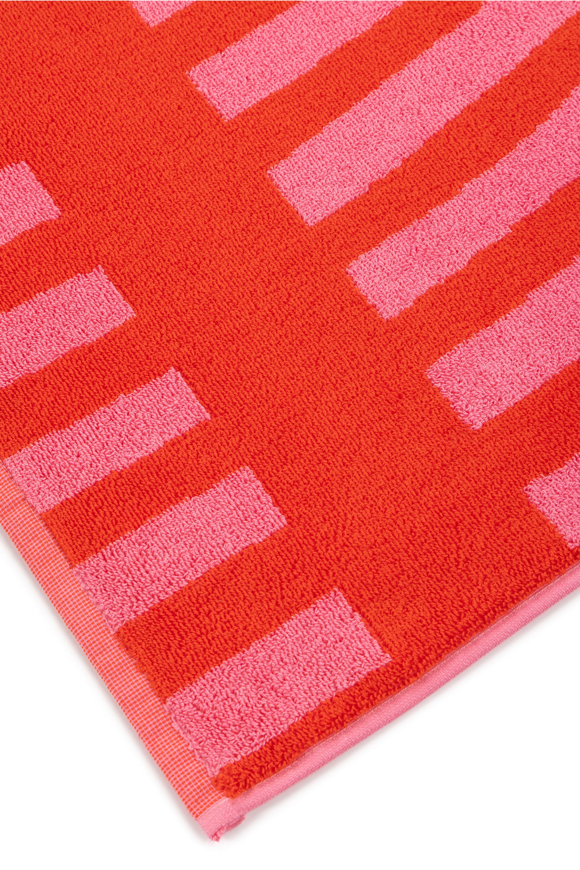 Diesel - 1018163  STRIPES PINK/RED TOWEL, Serviette &eacute;ponge 100x180 cm Mixte in Rouge - 2