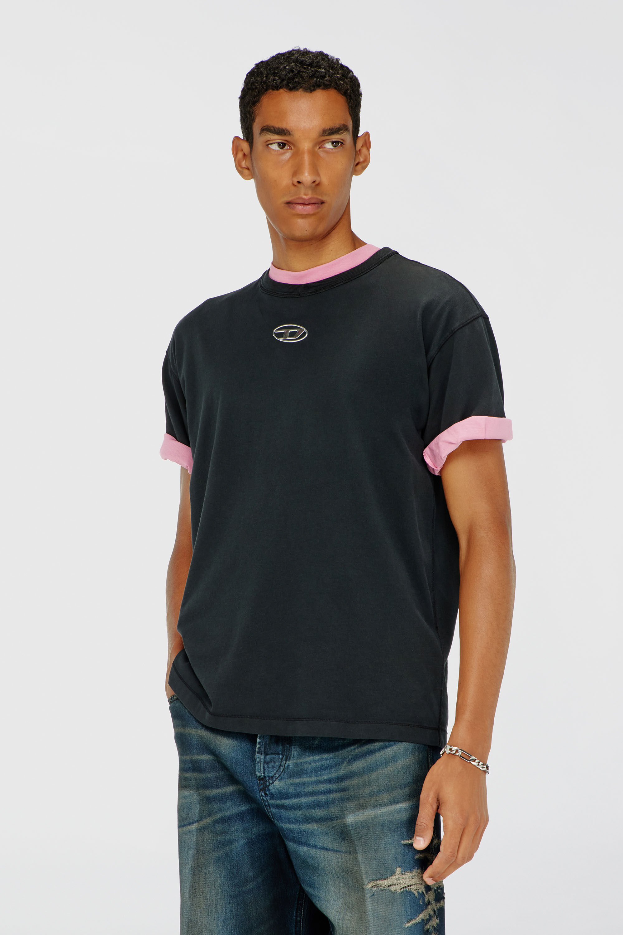 Diesel - T-NORM-IOD, T-shirt en coton l&eacute;ger avec logo Ovale D m&eacute;tallis&eacute; Homme in Noir - 3