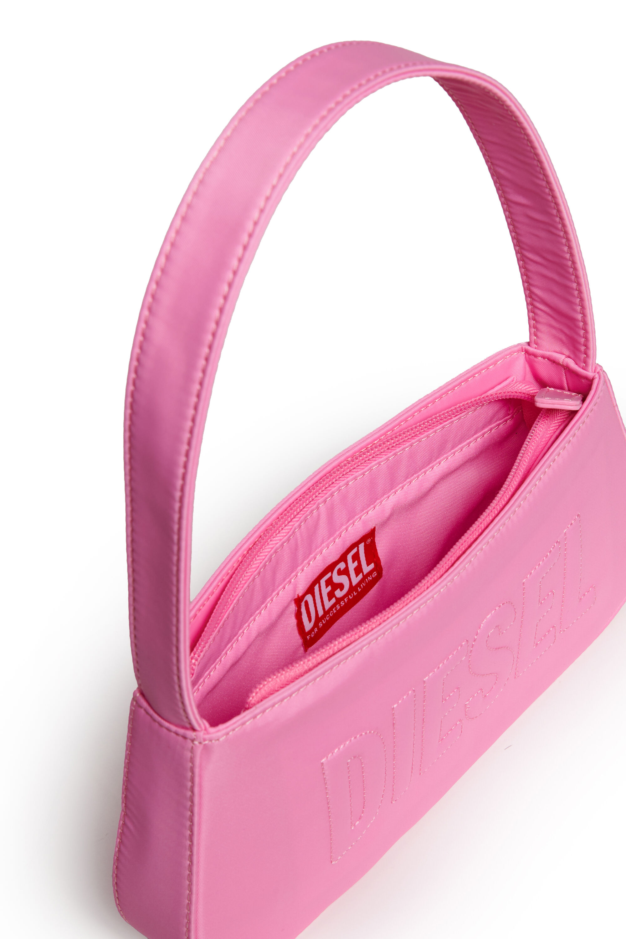 WDELIA, Pink
