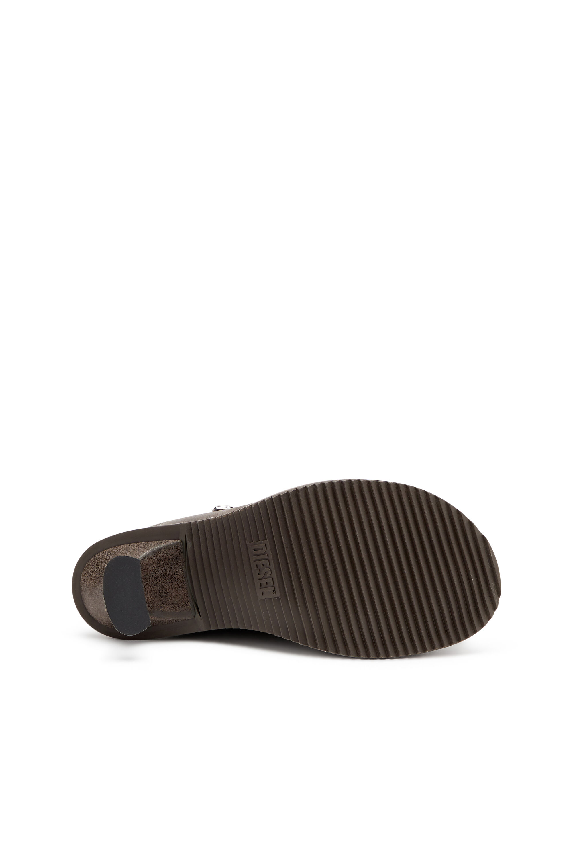Diesel - D-WOODSTOCK ML CLOG W, D-Woodstock-Mules en cuir cloutées Femme in Marron - 4
