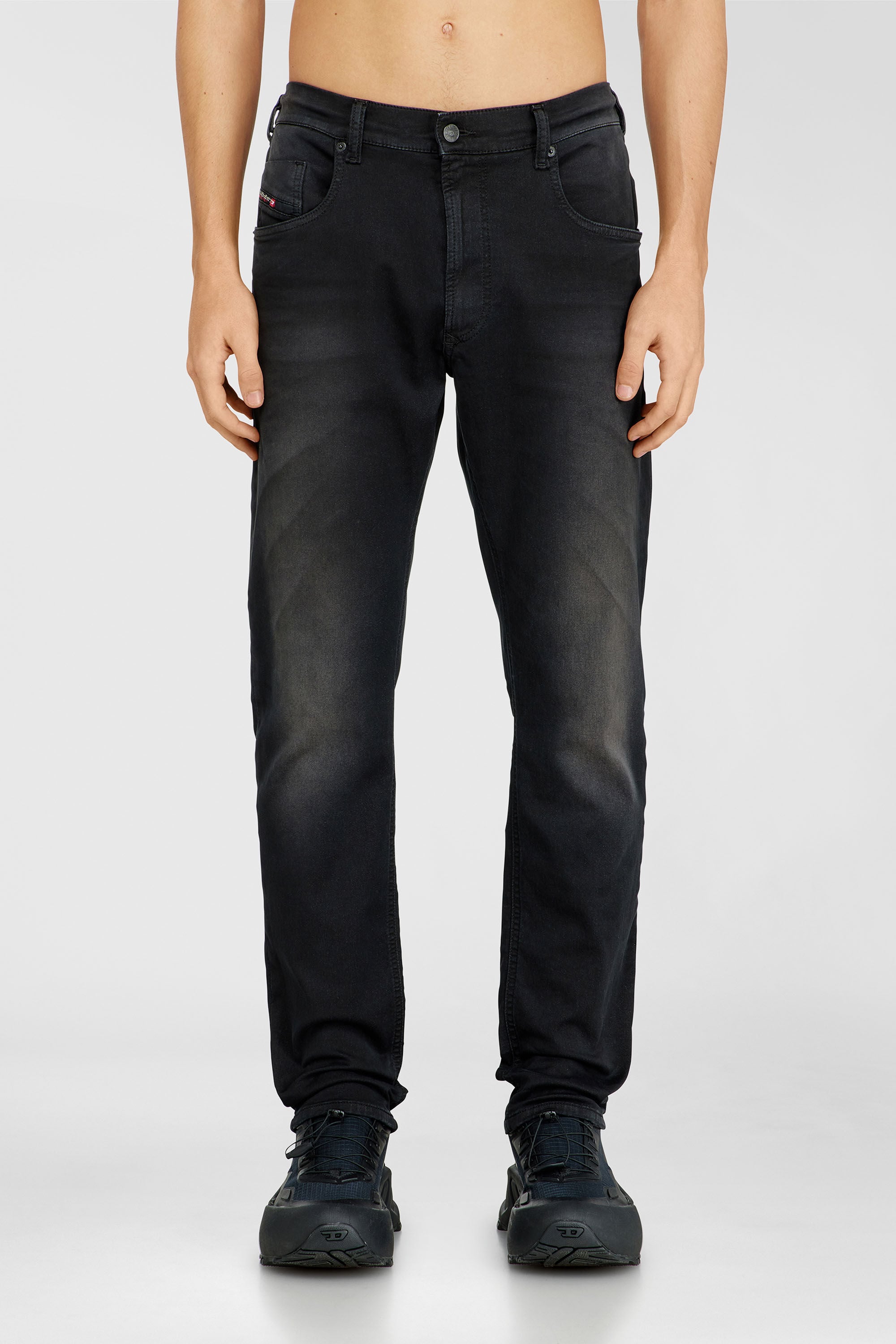 Diesel - Regular 2032 D-Krooley-BW Joggjeans&reg; 0670M Homme, Noir - Image 2