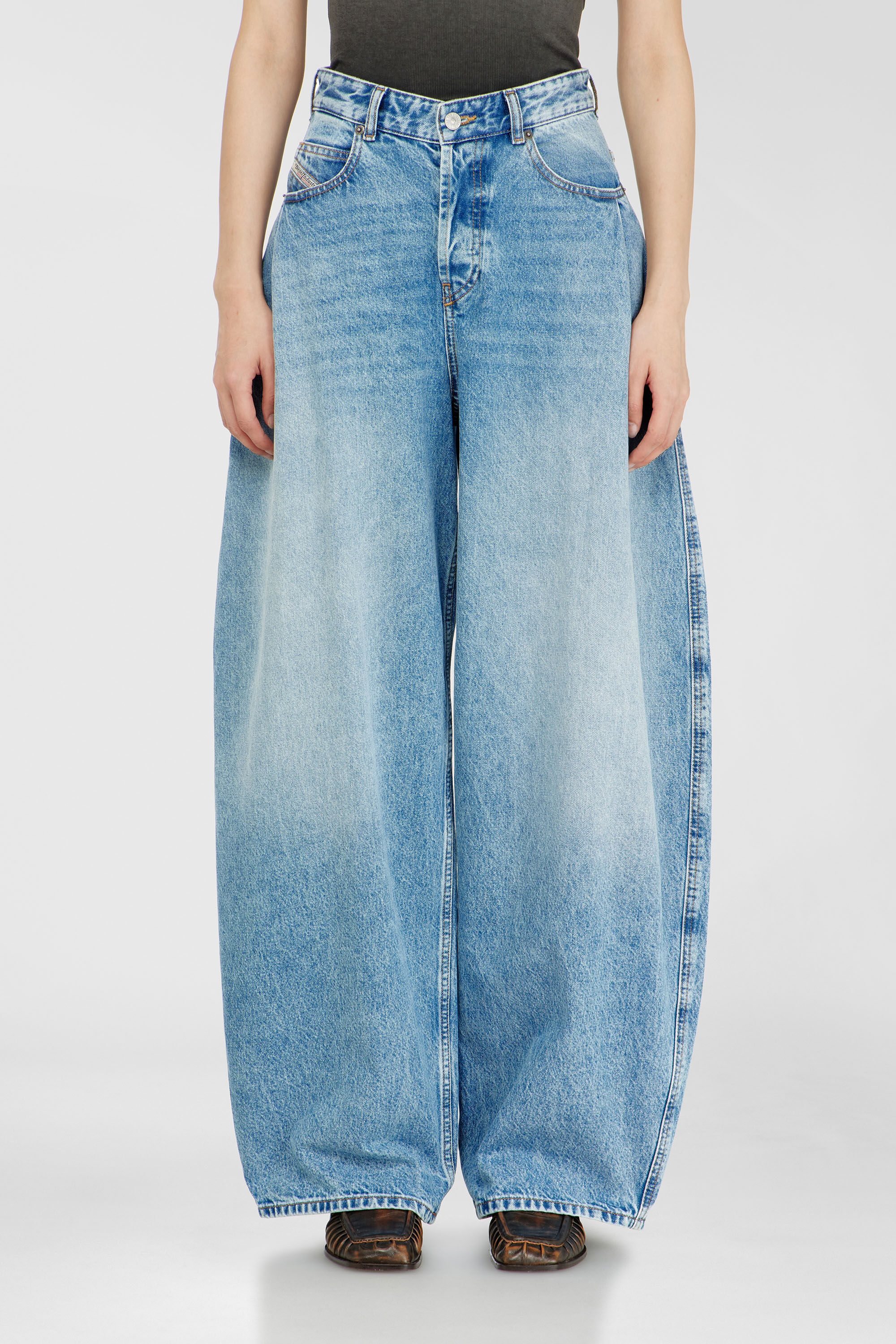 Diesel - Relaxed Jeans 1987 D-Khelz 09I29 Femme, Bleu Clair - Image 4