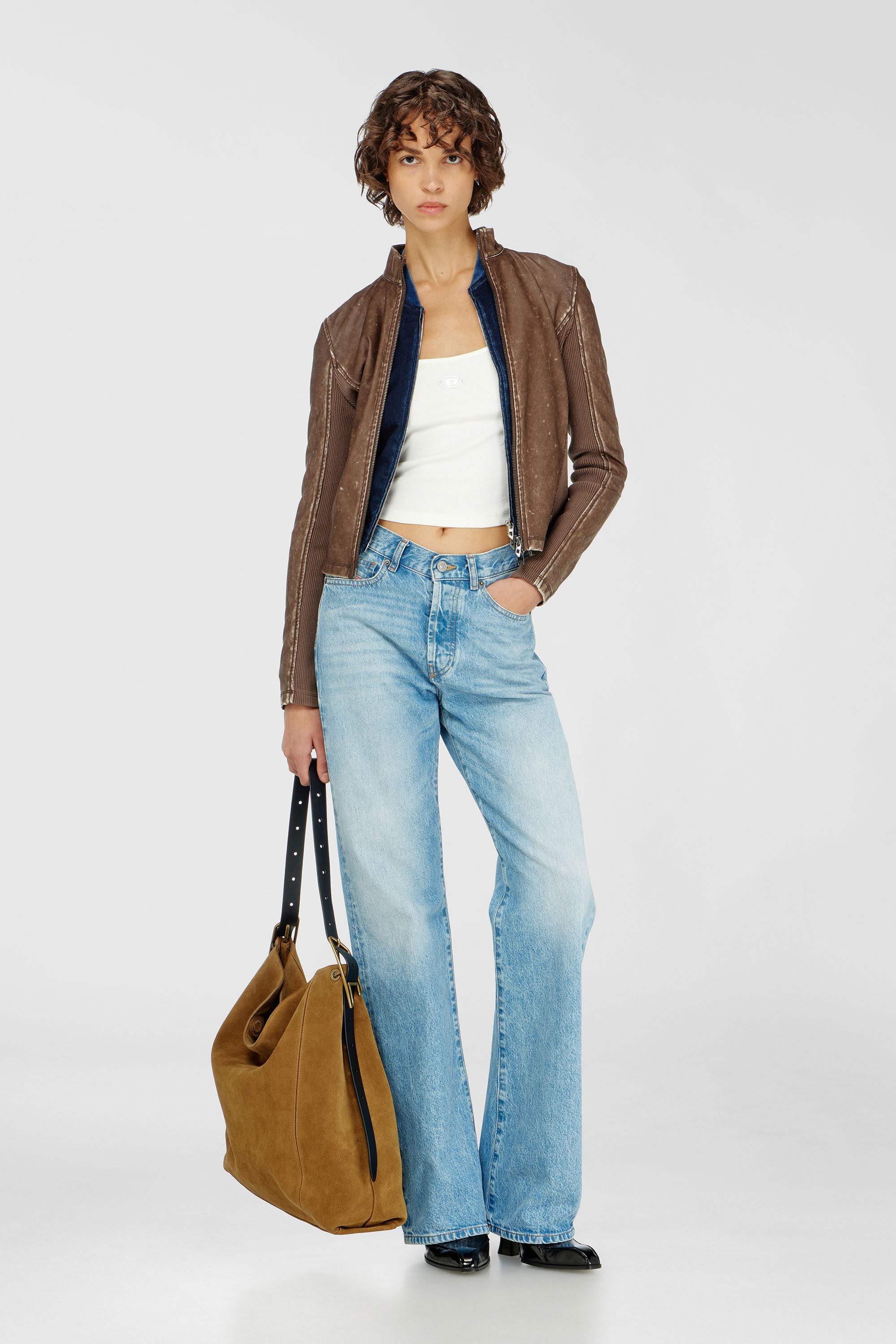 Diesel - T-HUPY-OD, Haut c&ocirc;tel&eacute; avec Oval D m&eacute;tallique Femme in Blanc - 1