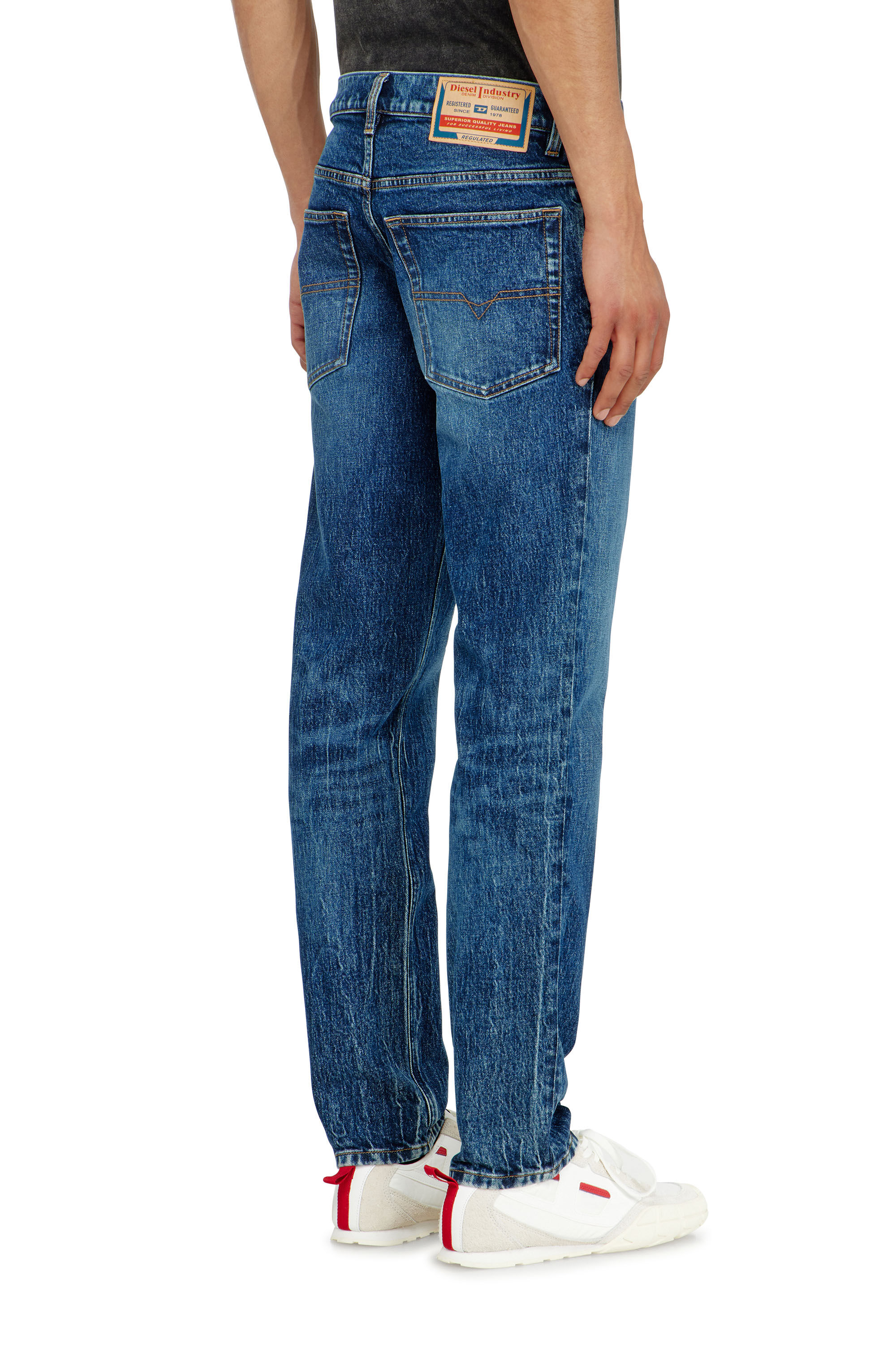 Diesel - Regular Jeans 2023 D-Finitive 0KBBQ Homme, Bleu Fonc&eacute; - Image 5