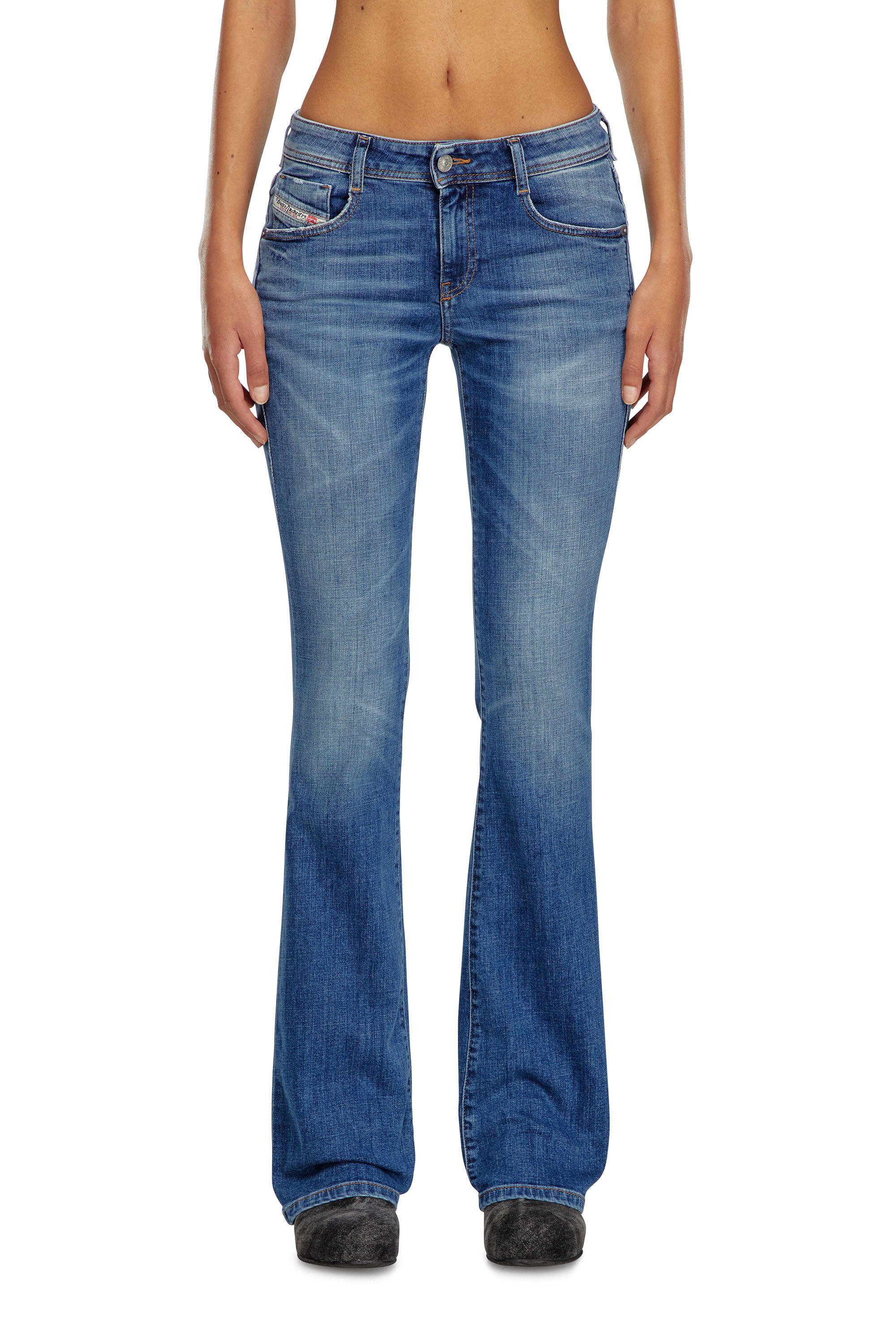 Diesel - Bootcut Jeans 1969 D-Ebbey 09J33 Femme, Bleu moyen - Image 3