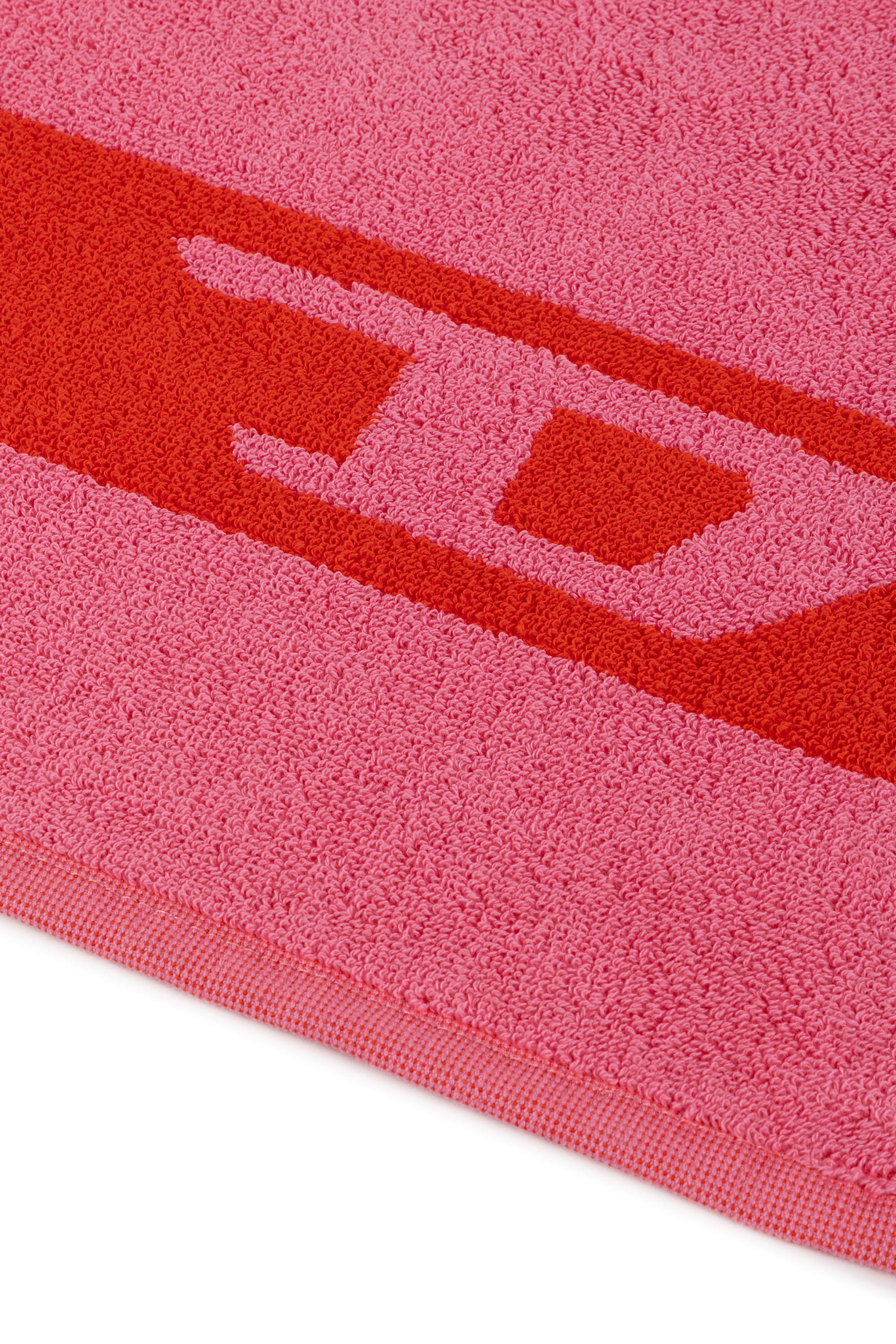 Diesel - 1018133  PIXEL TOYS 1 PINK/RED TOWEL, Serviette &eacute;ponge 100x180 cm Mixte in Rouge - 5