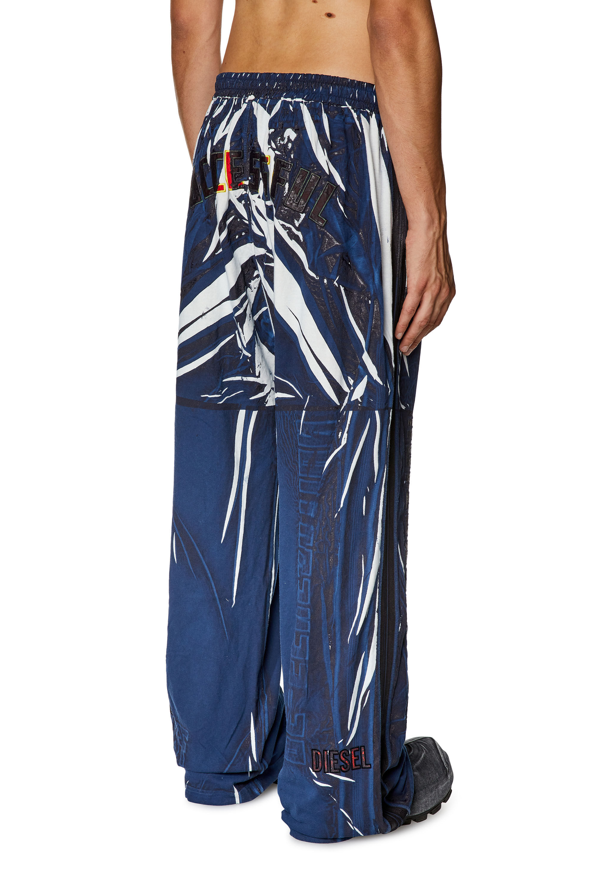 Diesel - P-ROWY-LONG, Pantalon de survêtement avec surimpression effet ombré Homme in Bleu - 4