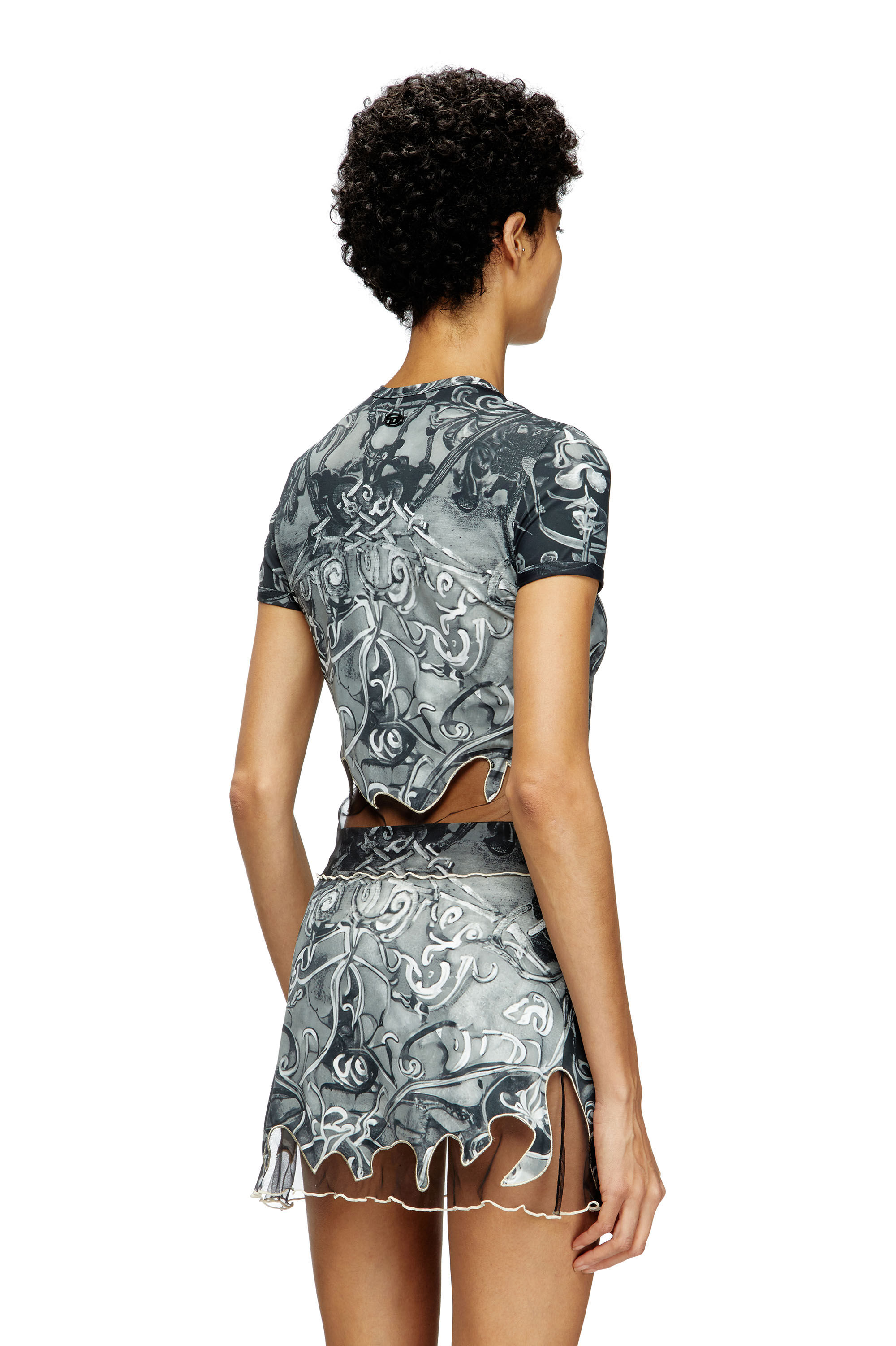 Diesel - T-INLAY, T-shirt en nylon avec imprimé héraldique Femme in Polychrome - 4
