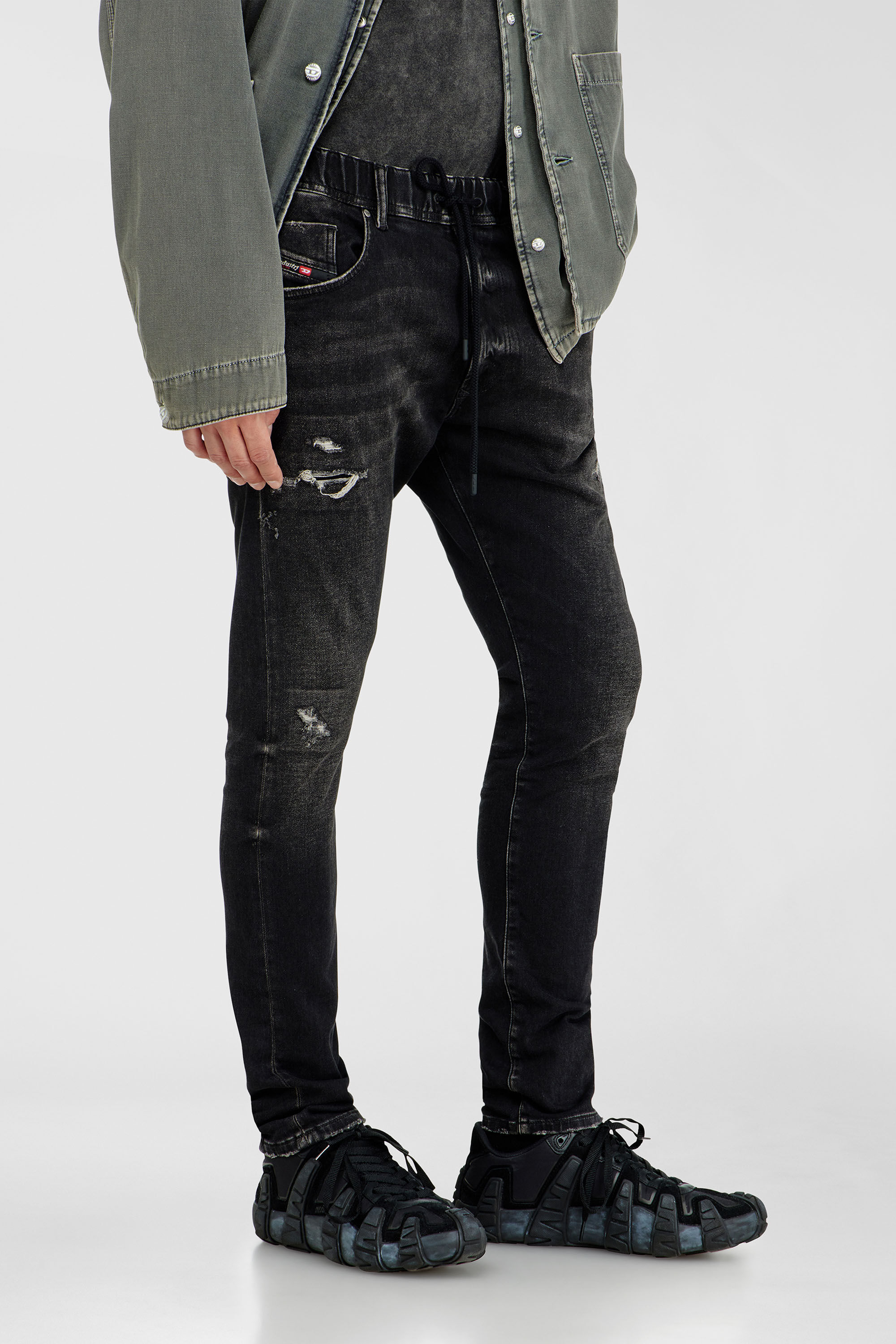 Diesel - Regular 2030 D-Krooley Joggjeans&reg; 09Q22 Homme, Noir/Gris fonc&eacute; - Image 5