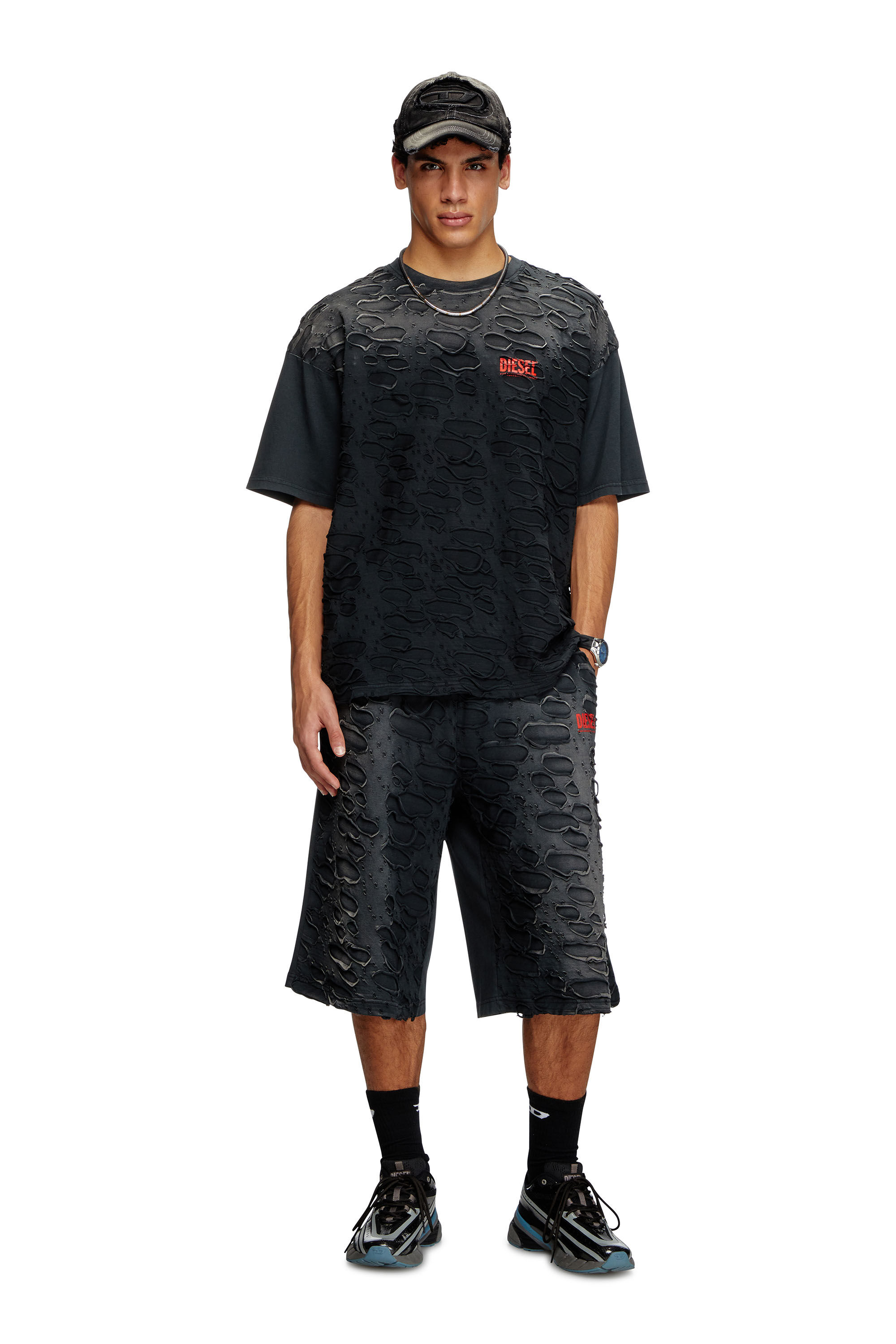 Tシャツ・カットソー DIESEL Men T-shirt Black A176470SLBS 9XX DIESEL: T-shirt men - Black | Diesel t-shirt A176470SLBS