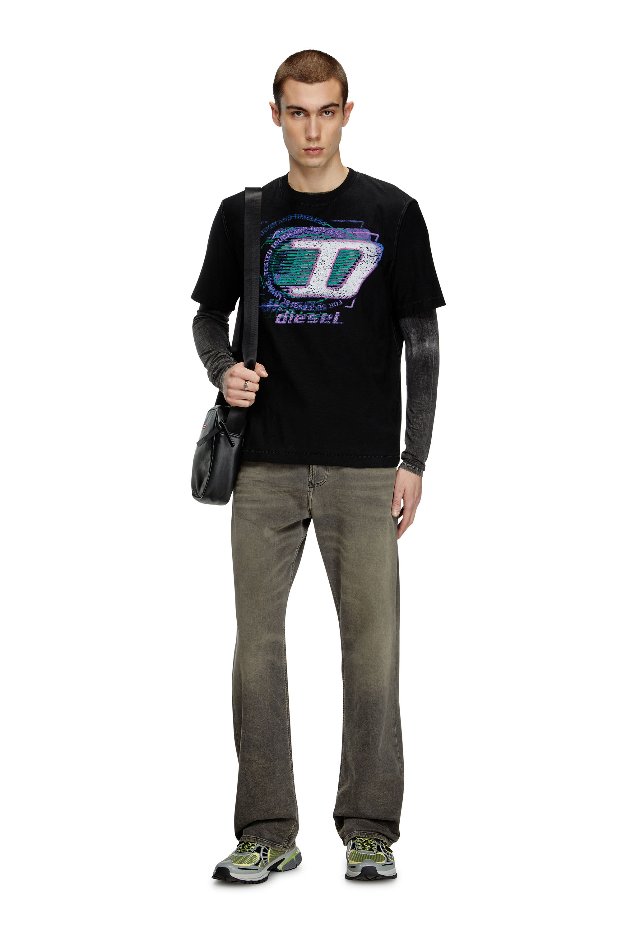 Diesel - T-ADJUST-R11, T-shirt en coton flammé avec logo floqué Homme in Noir - 1