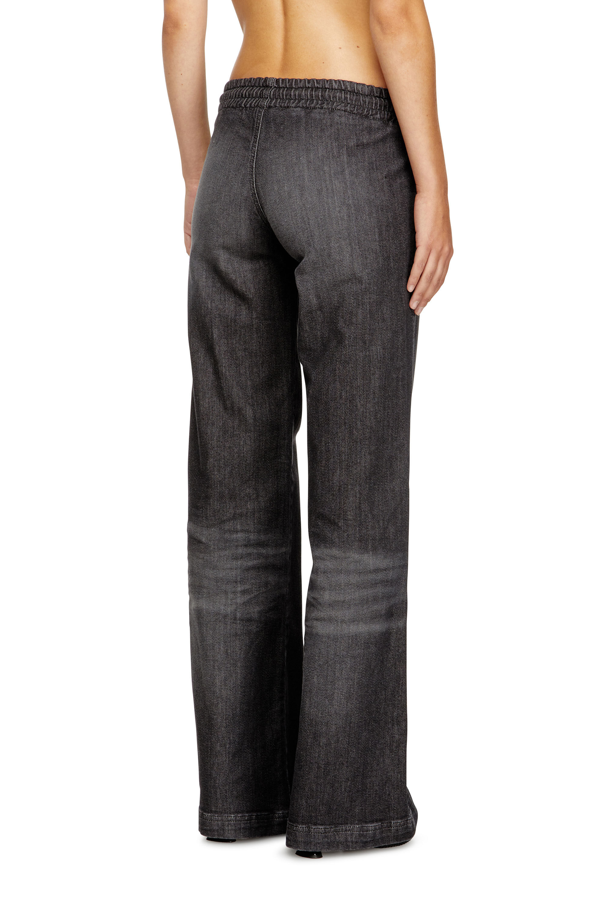 Diesel - Relaxed 2078 D-Ainty Joggjeans® 09M66 Femme, Noir/Gris foncé - Image 4
