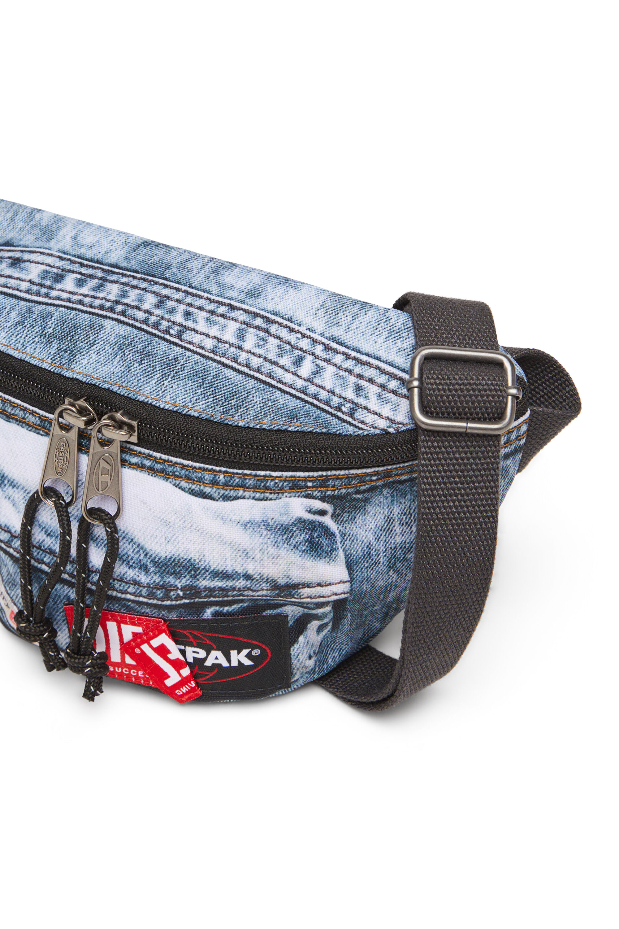 Diesel - DIESEL SPRINGER, Sac banane en denim trompe-l'œil Mixte in Bleu - 4