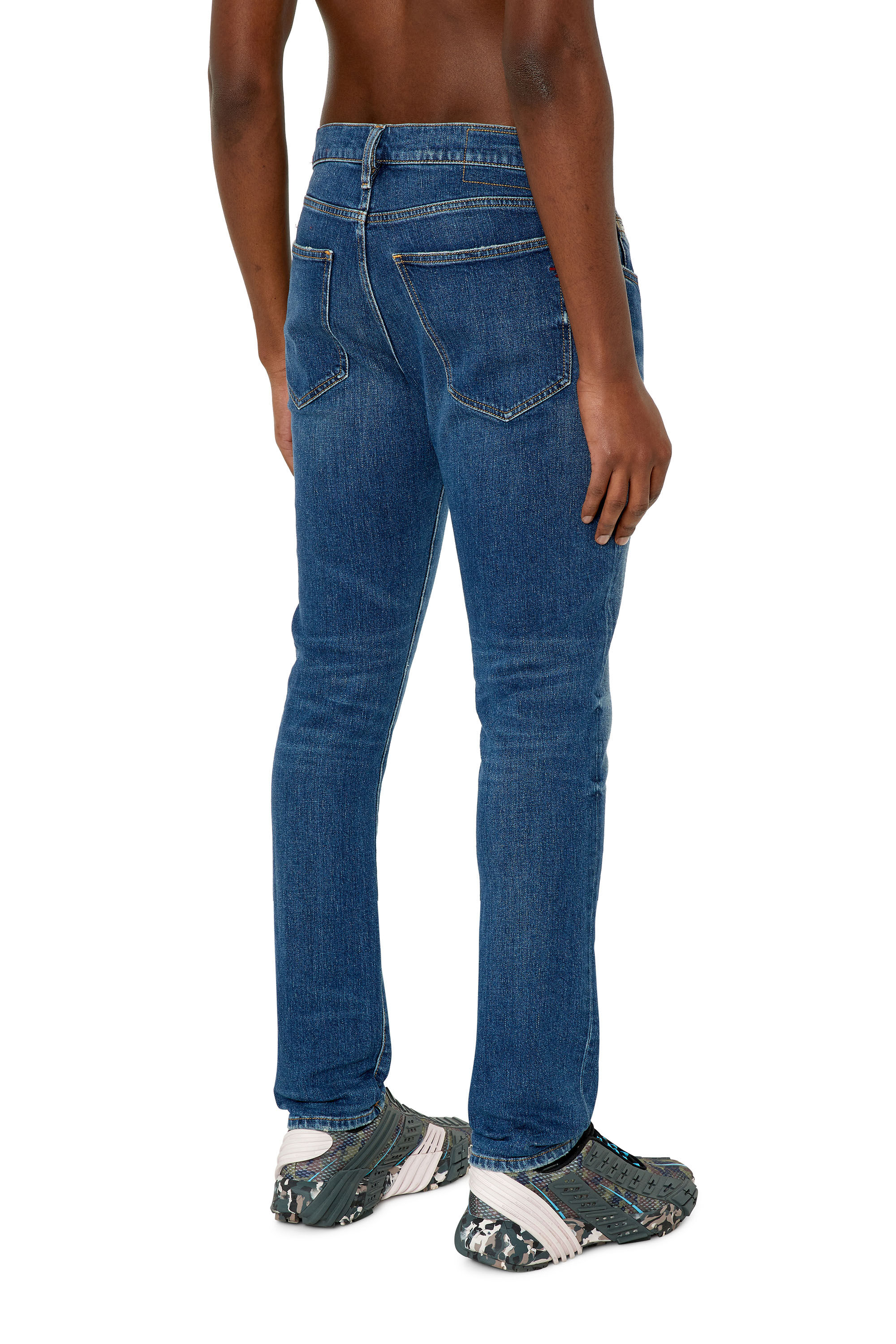 Diesel - 2019 D-Strukt 007L1 Slim Jeans, Medium blue - Image 4