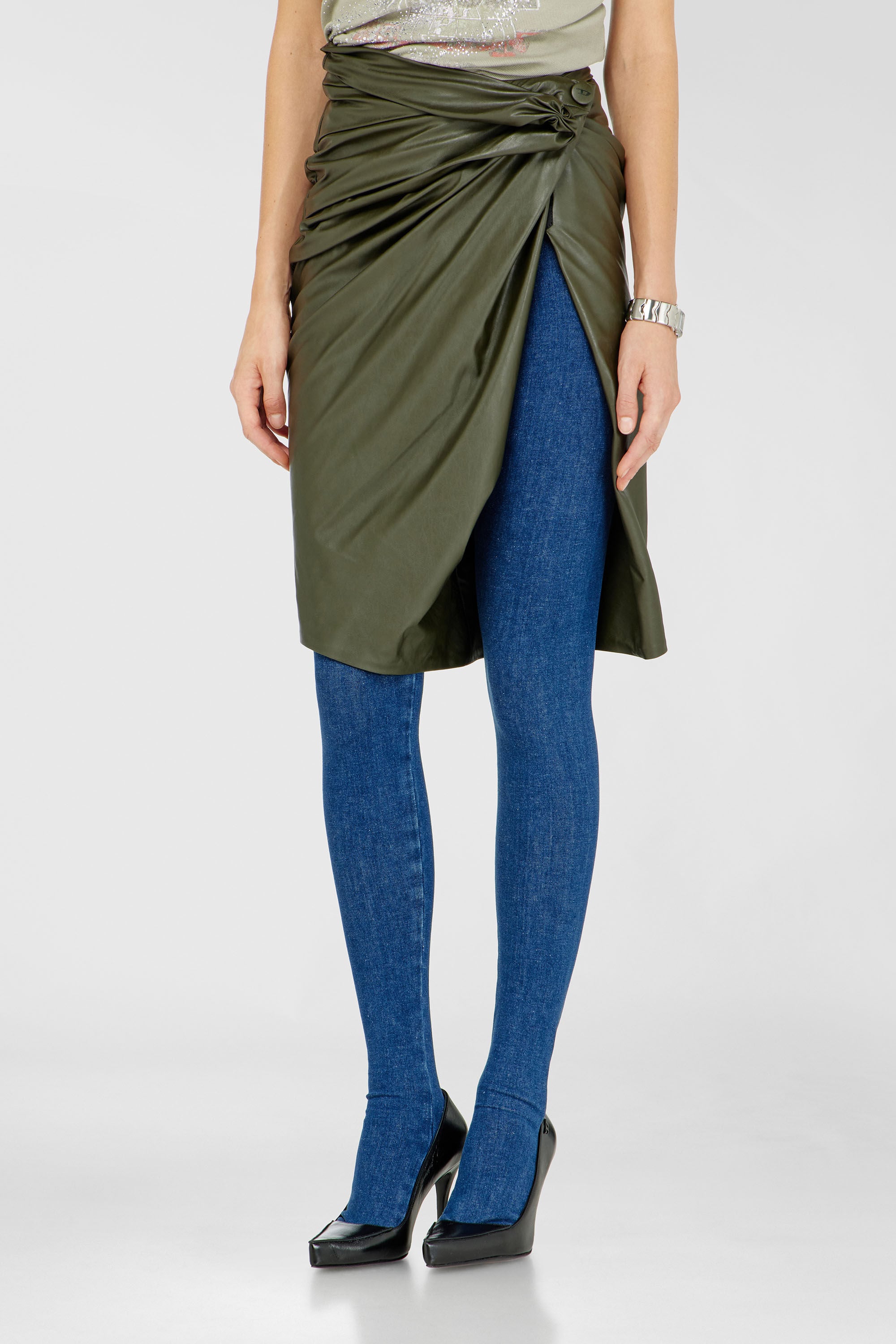 Diesel - O-DASLI, Jupe crayon drap&eacute;e avec fente Femme in Vert - 3