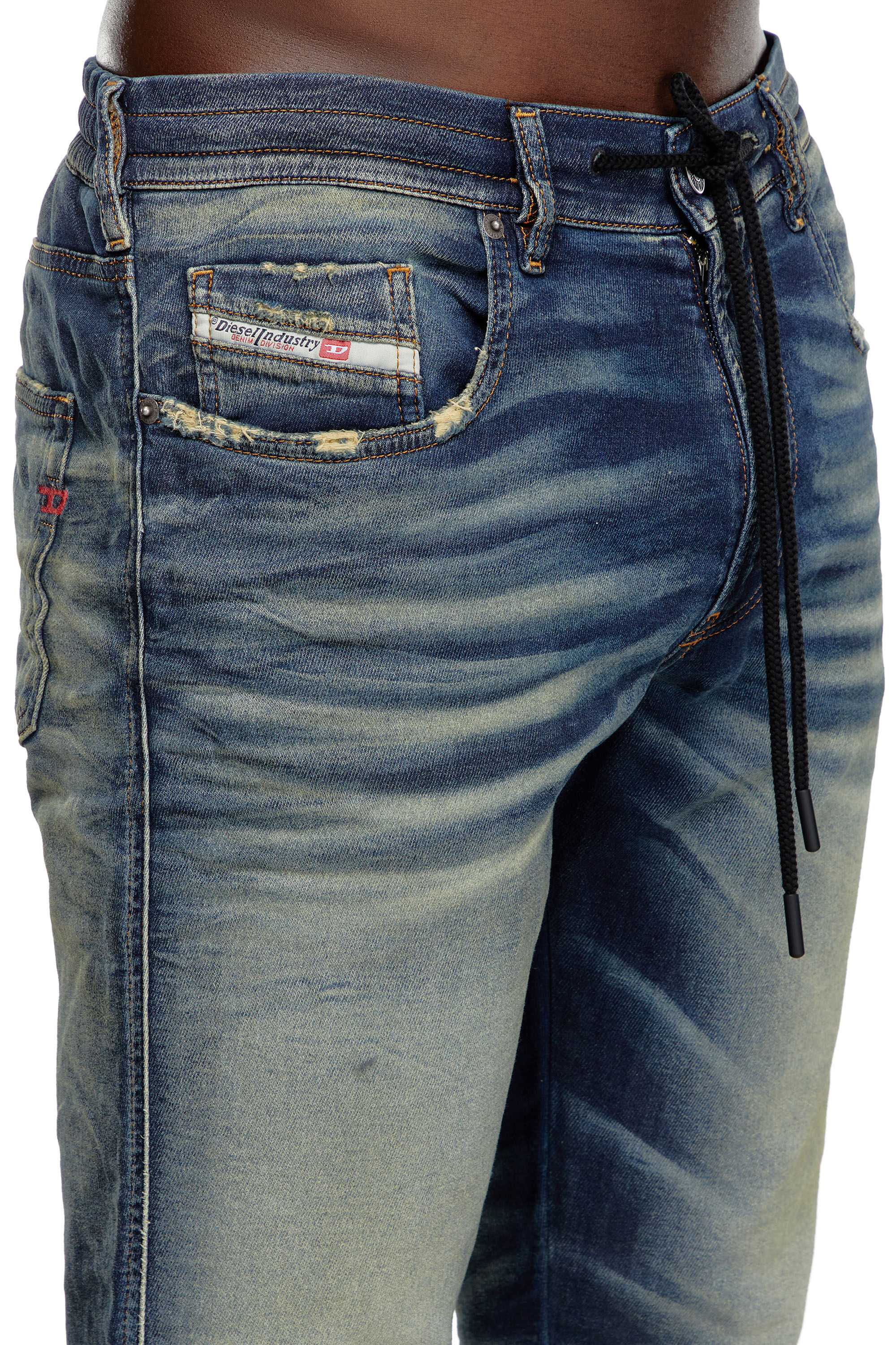 Diesel - Homme Slim 2060 D-Strukt Joggjeans® 068MH, Bleu Foncé - Image 5