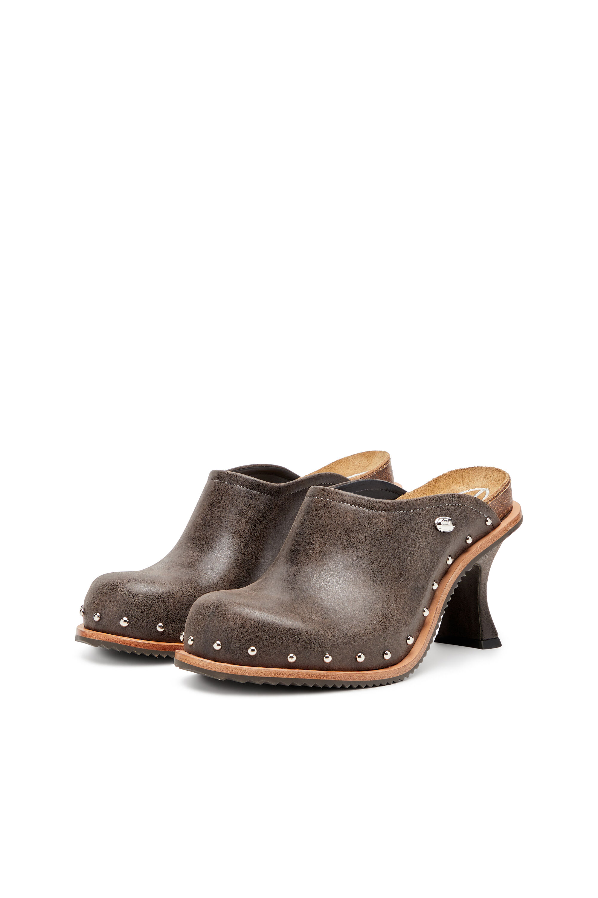 Diesel - D-WOODSTOCK ML CLOG W, D-Woodstock-Mules en cuir cloutées Femme in Marron - 8