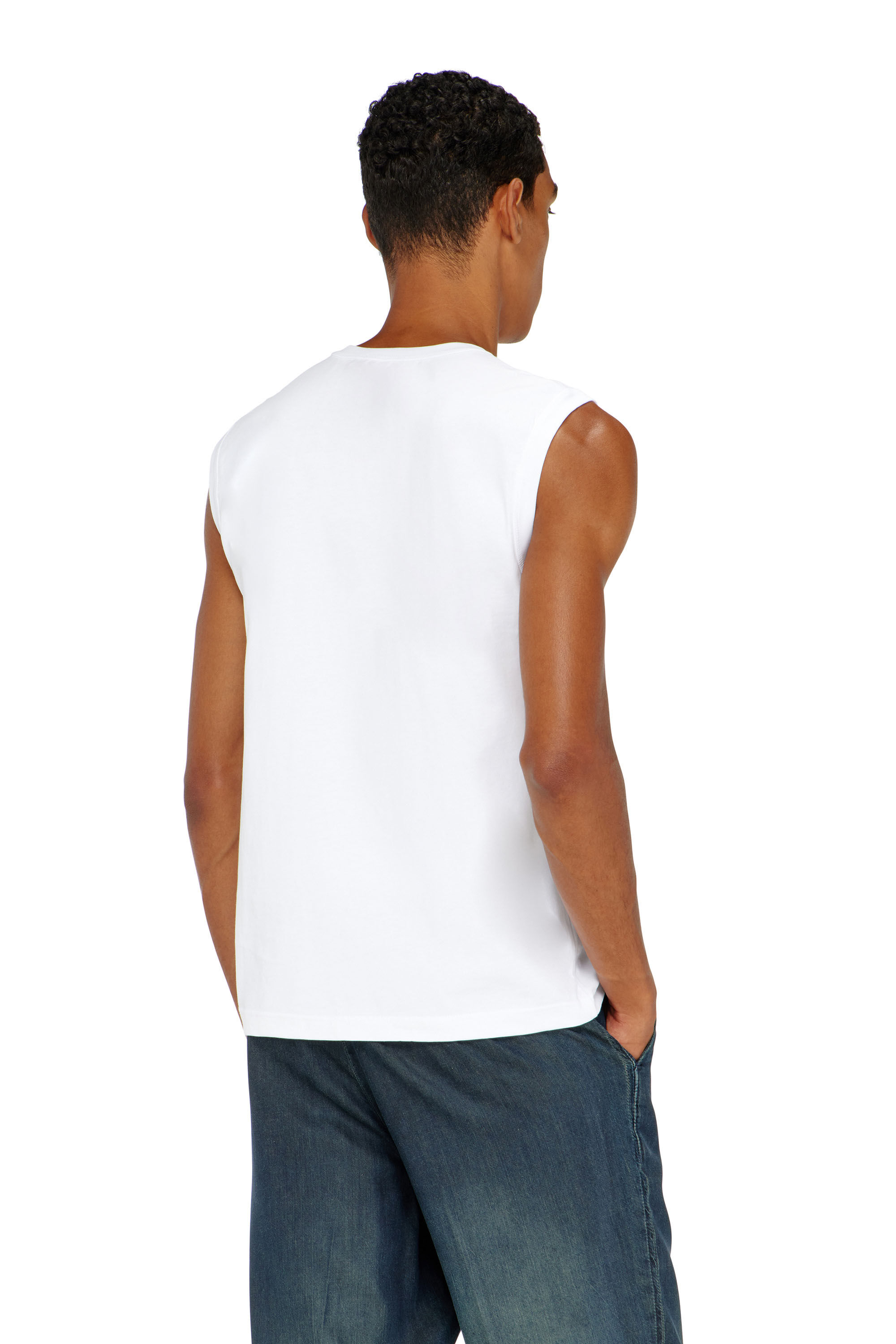Diesel - T-BISCO-OD, D&eacute;bardeur avec Oval D m&eacute;tallis&eacute; Homme in Blanc - 4