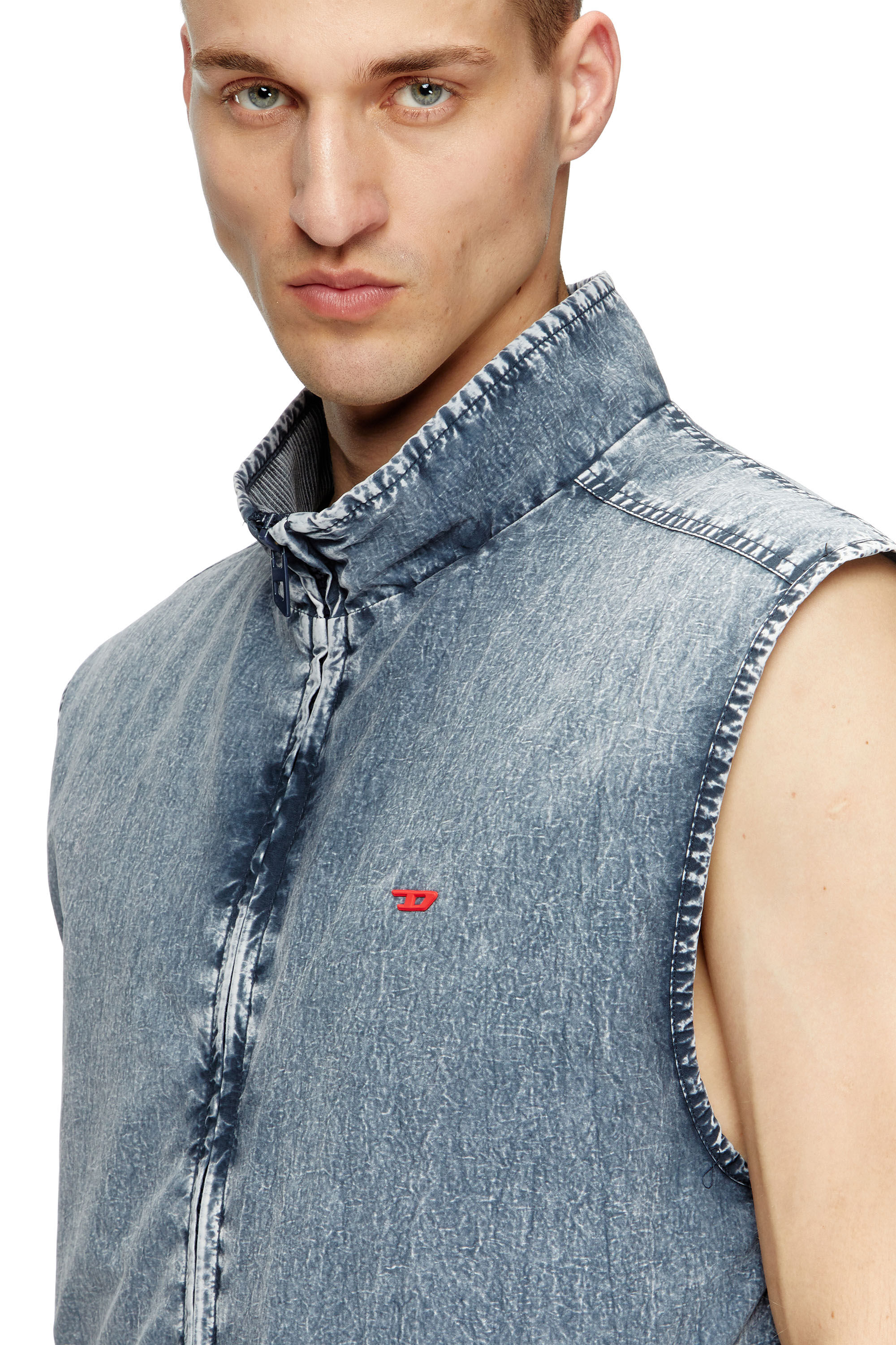 Diesel - J-ERB, Gilet en taslan de nylon recyclé Homme in Bleu - 5