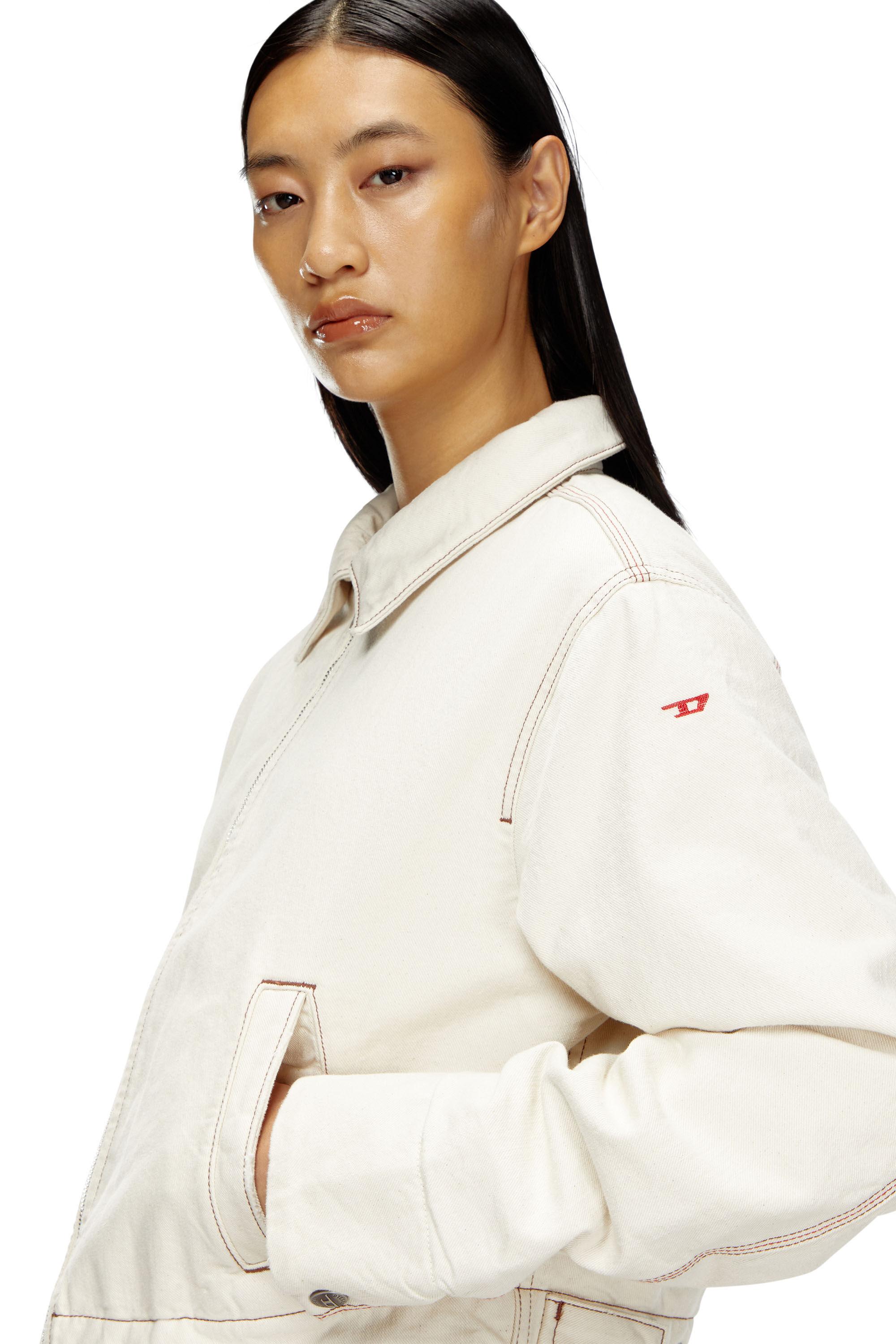 Diesel - DE-NOVA, Veste matelass&eacute;e en denim d&eacute;lav&eacute; Femme in Blanc - 5