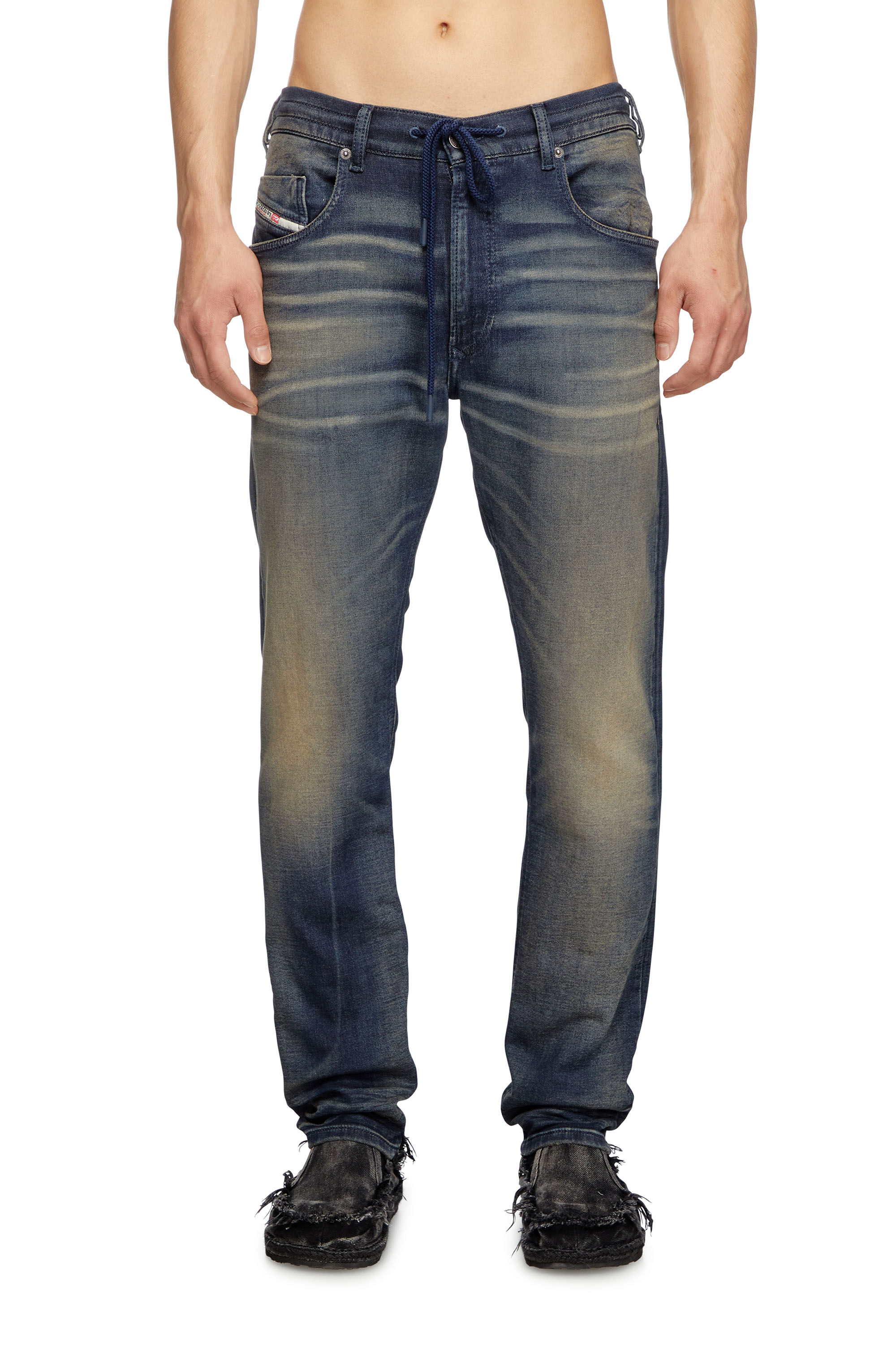 Diesel - Regular 2030 D-Krooley Joggjeans® 068PM Homme, Bleu Foncé - Image 3
