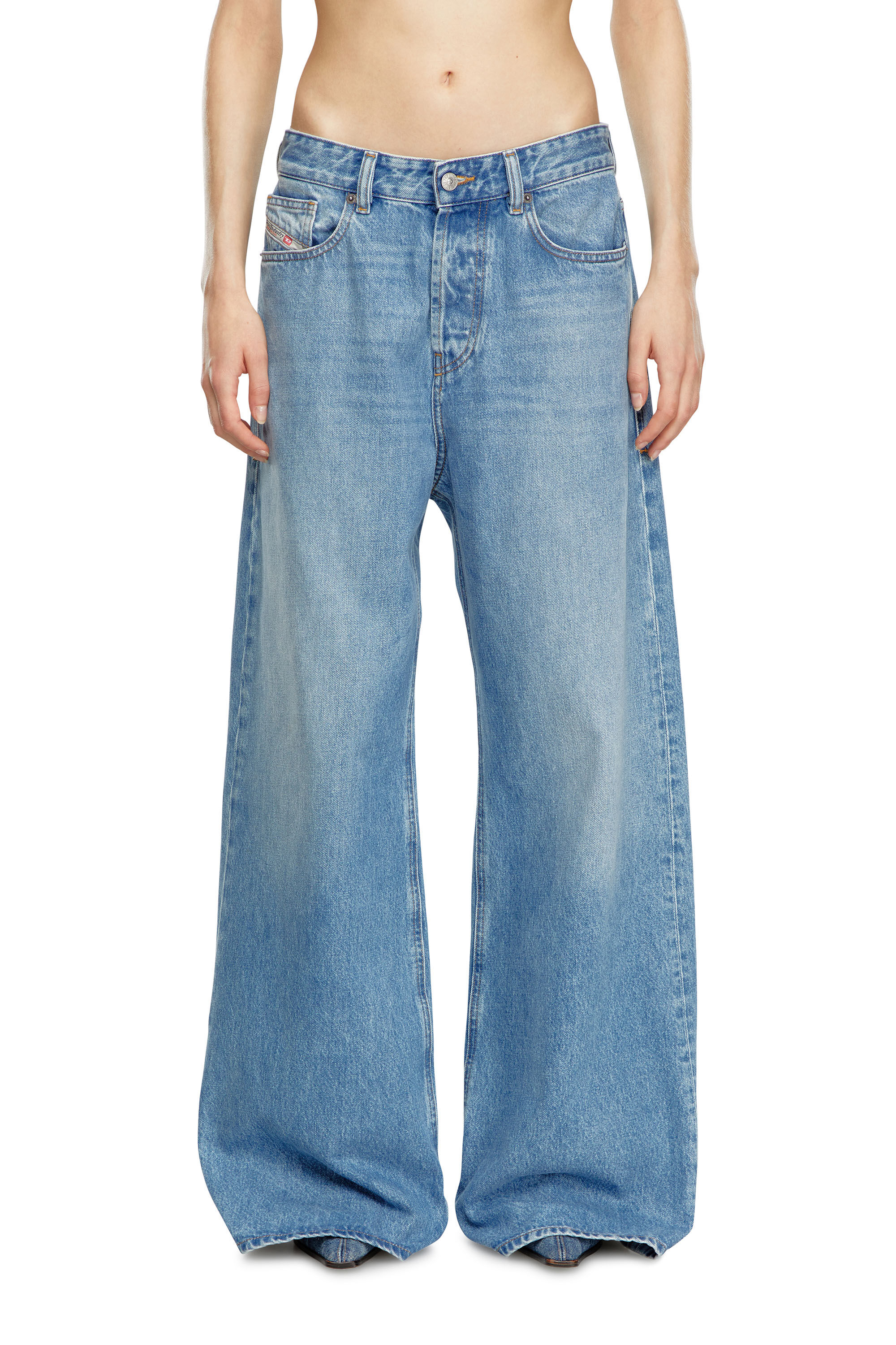 パンツ DIESEL / 1996 D-SIRE DENIM 1996 D-Sire Women: Cargo Jeans with pockets, medium blue | Diesel