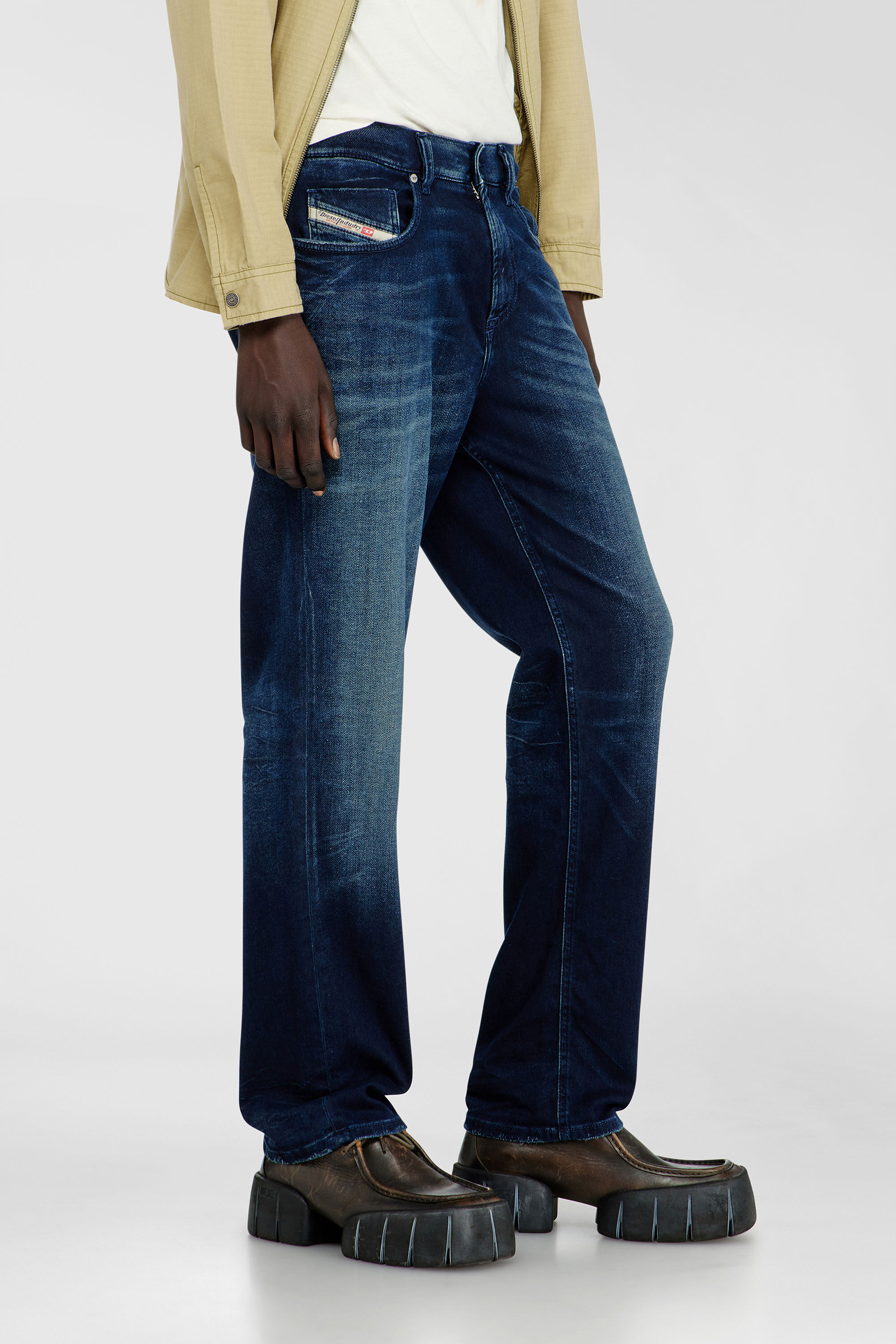 Diesel - Regular 2090 D-Veekley Joggjeans&reg; 09P93 Homme, Bleu Fonc&eacute; - Image 5