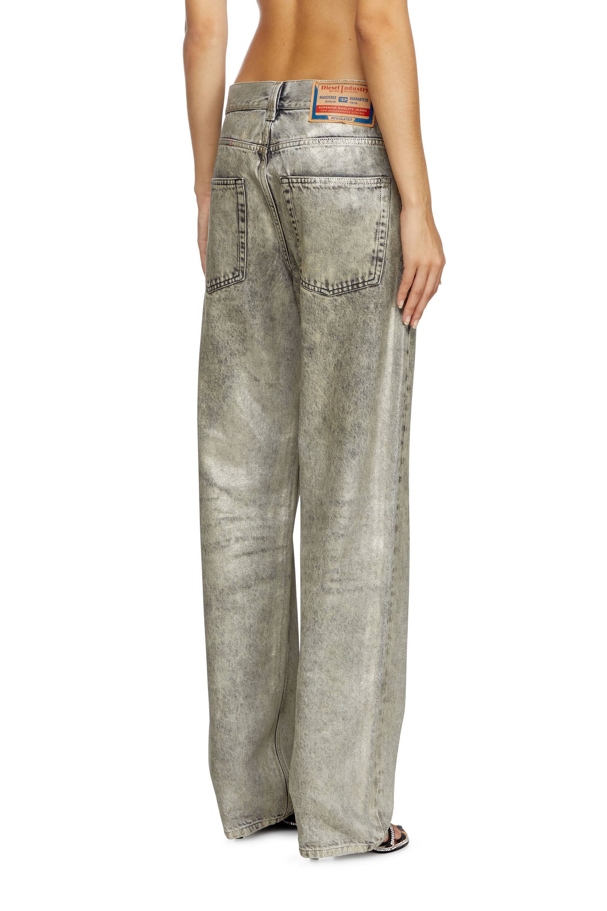 デニム・ジーパン DIESEL Regular Jeans 1988 D-Ark 09l79 レギュラー Jeans - 1988 D-Ark | ライトグレー | ウィメンズ