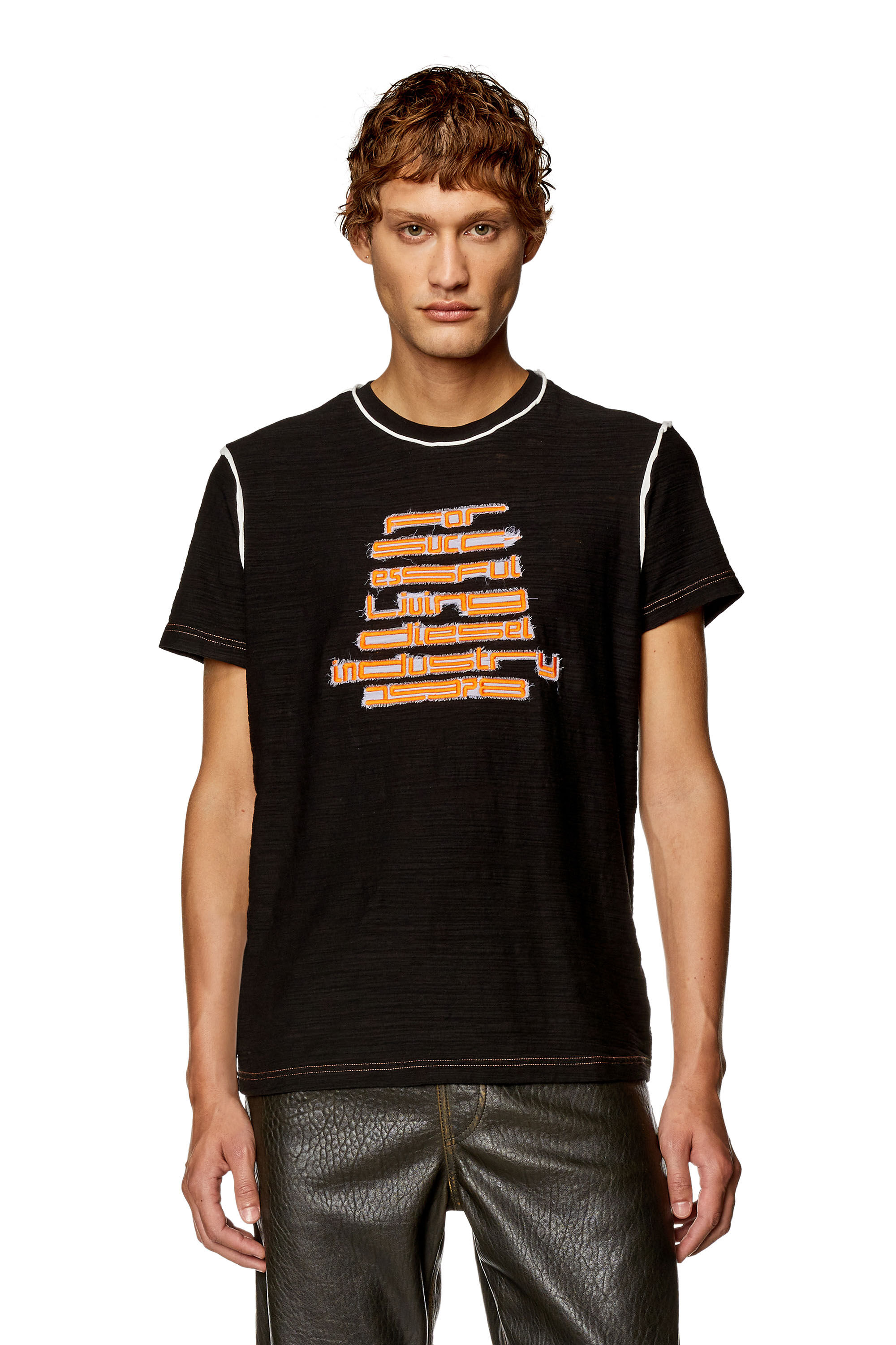 Diesel - T-DIEGOR-RAW-N2, Homme T-shirt en coton flammé avec logo brodé in Noir - Image 3