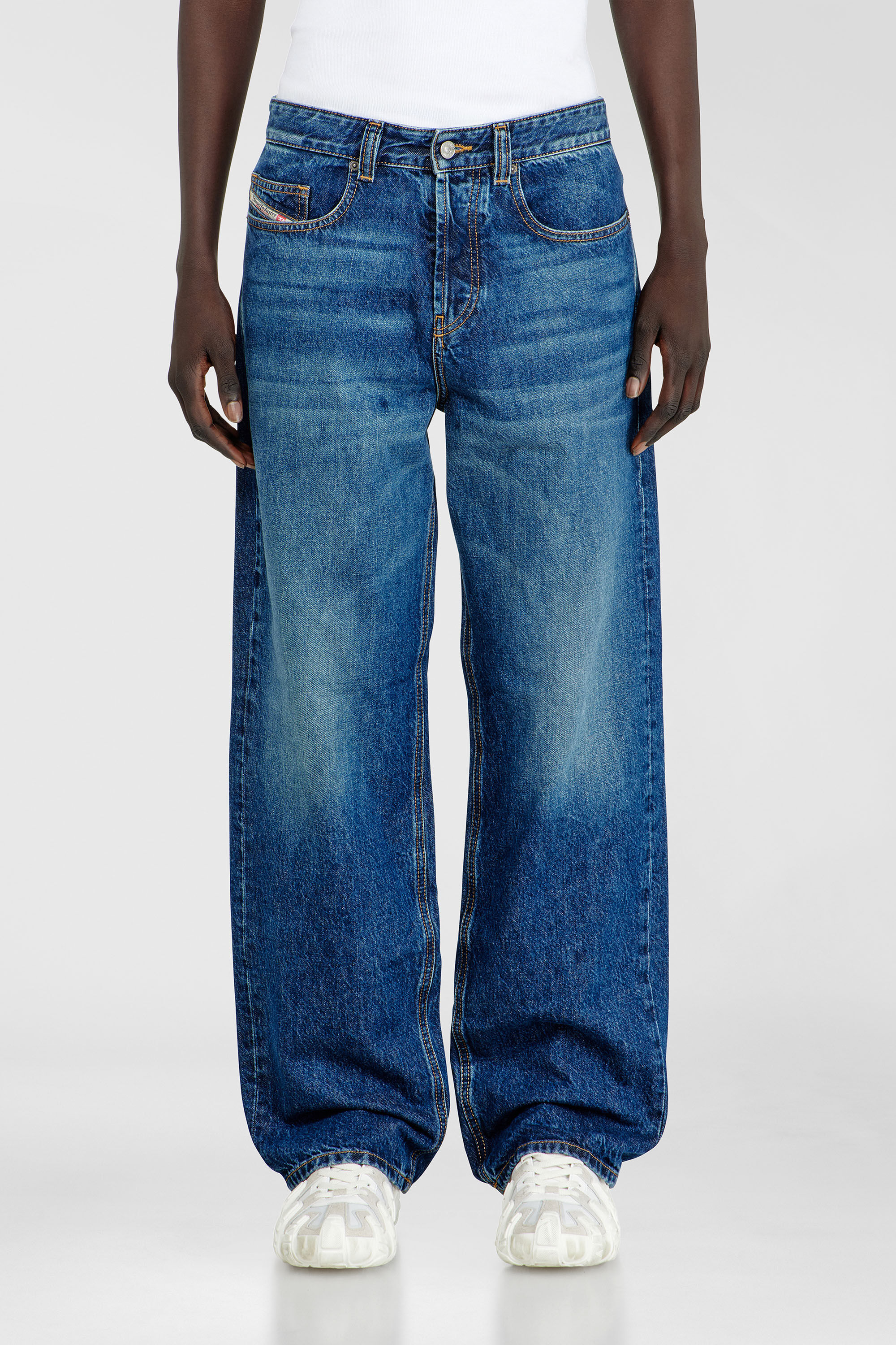 Diesel - Relaxed Jeans 2001 D-Macro 09I27 Homme, Bleu moyen - Image 3