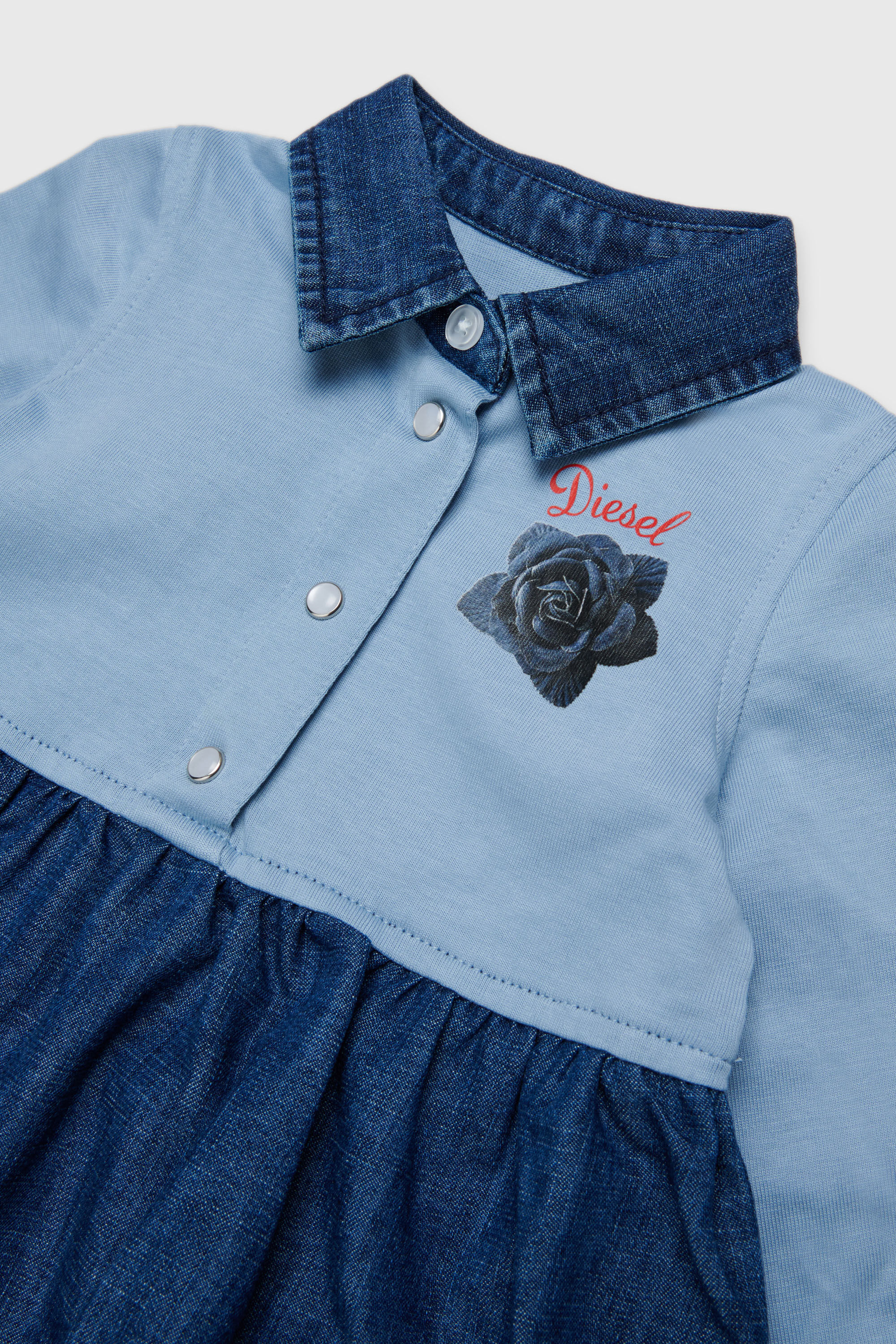 Diesel - DROSEB, Robe-chemise en coton et denim &agrave; imprim&eacute; rose Femme in Bleu - 3