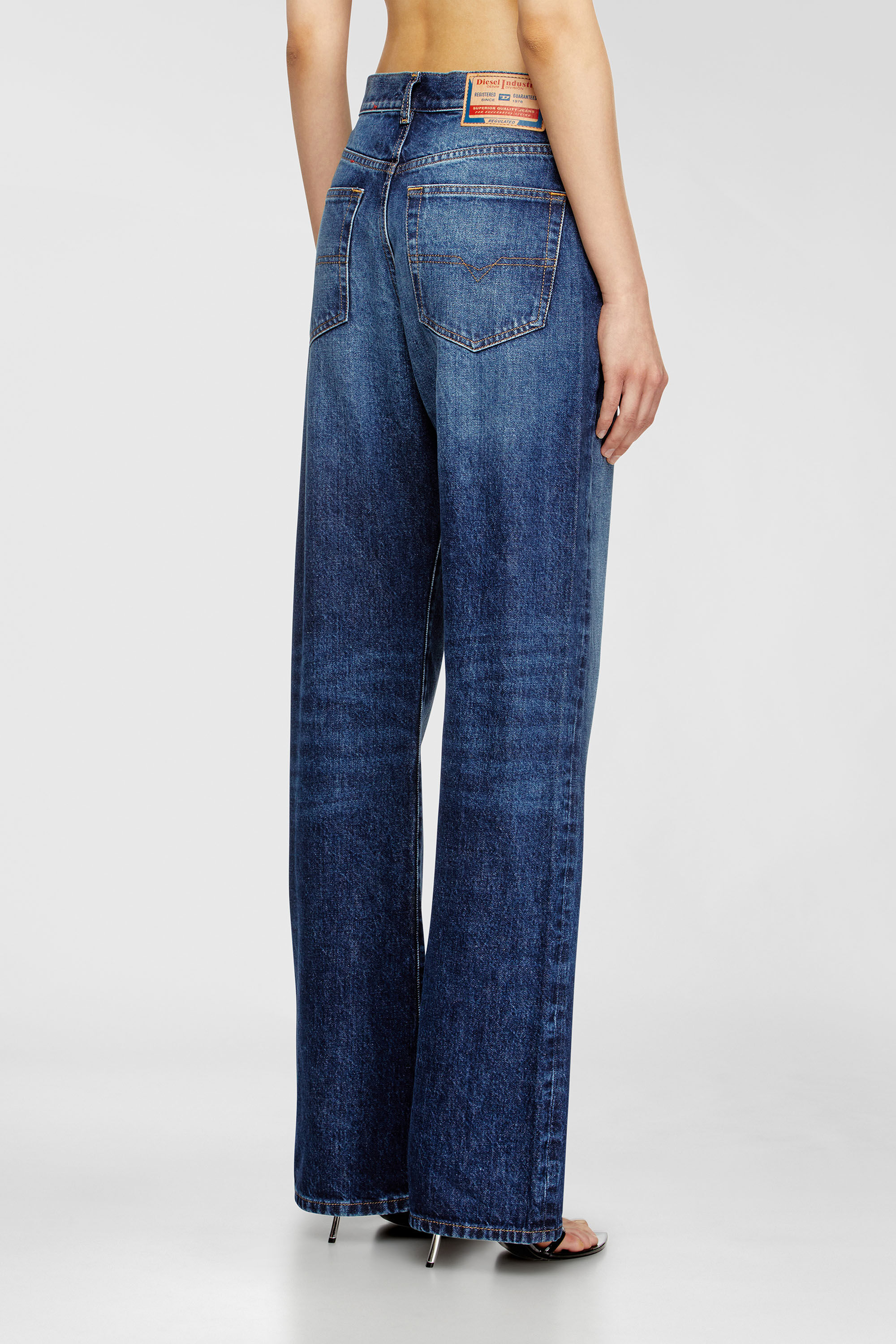 Diesel - Regular Jeans 1971 D-Sent 09I27 Femme, Bleu - Image 3