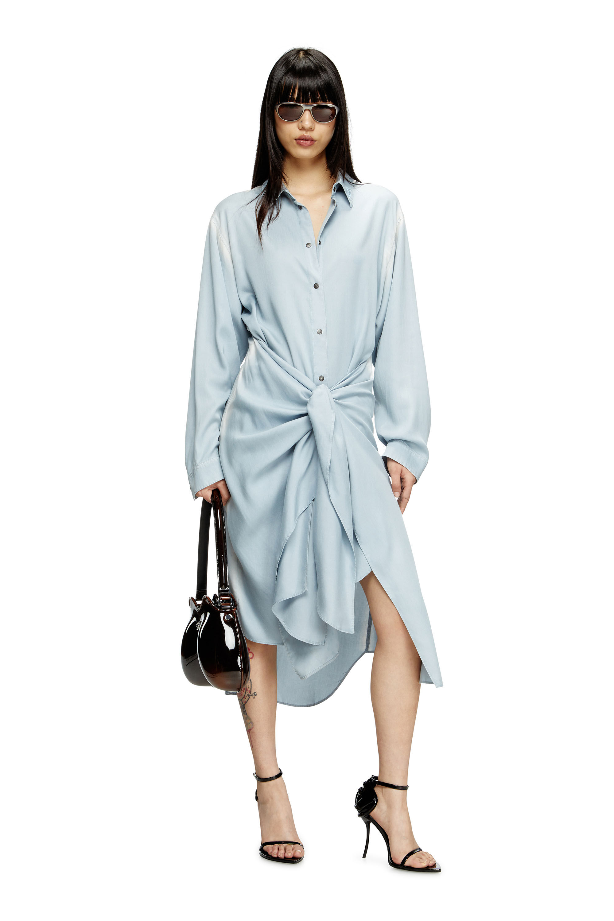Diesel - D-ILETTA-R1, Robe chemise drapée en sergé traité Femme in Bleu - 1