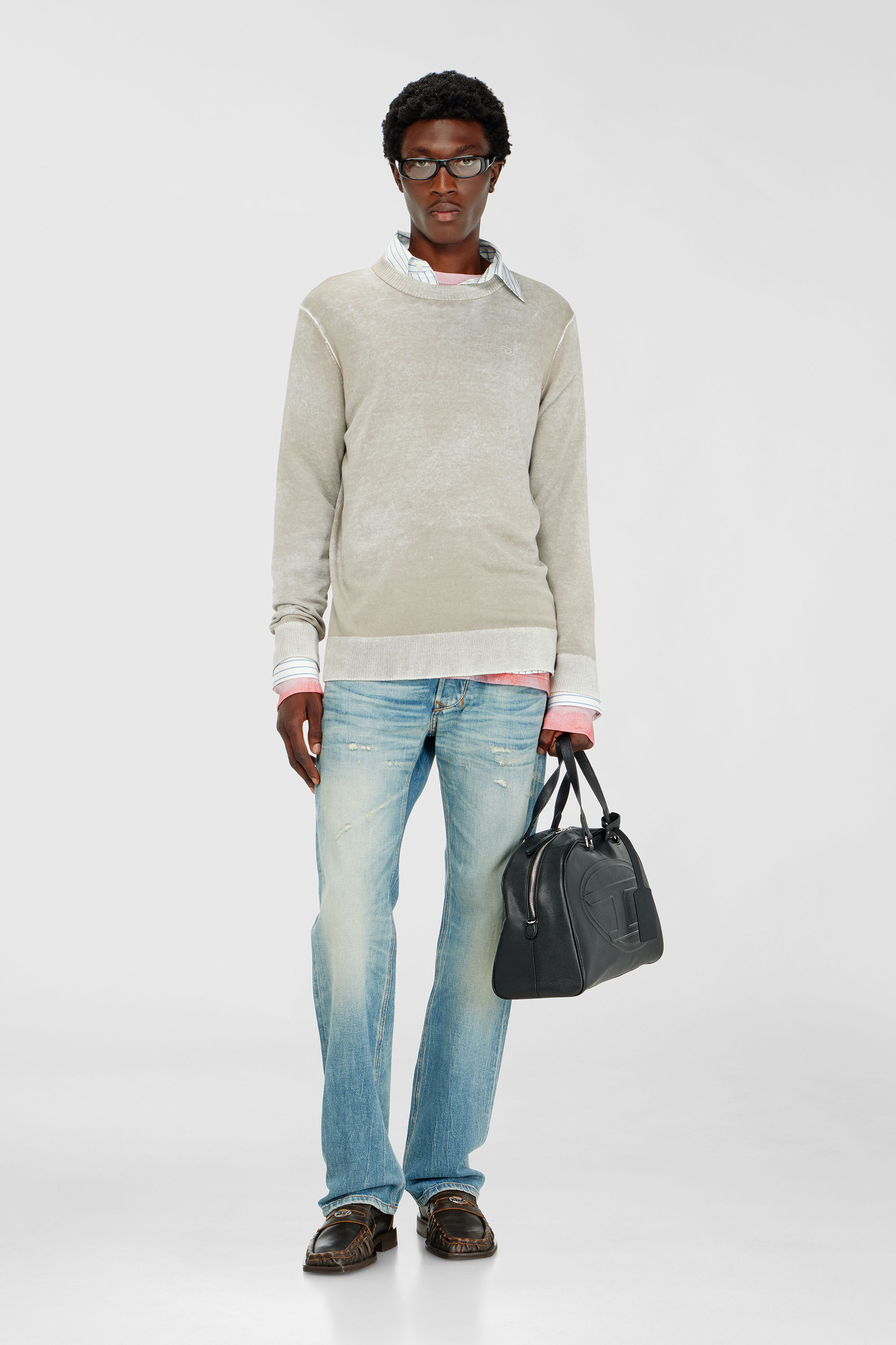 Diesel - K-LAURENT, Pull avec impression invers&eacute;e d&eacute;color&eacute;e Homme in Gris - 1