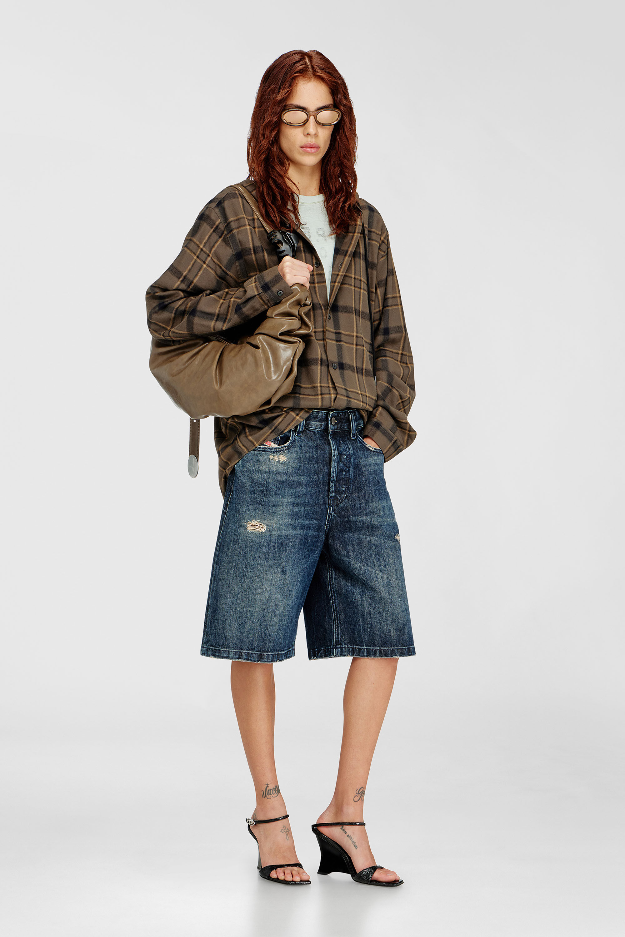Diesel - GRAB-D HOBO L, Grab-D-Grand sac hobo froiss&eacute; Femme in Beige - 1