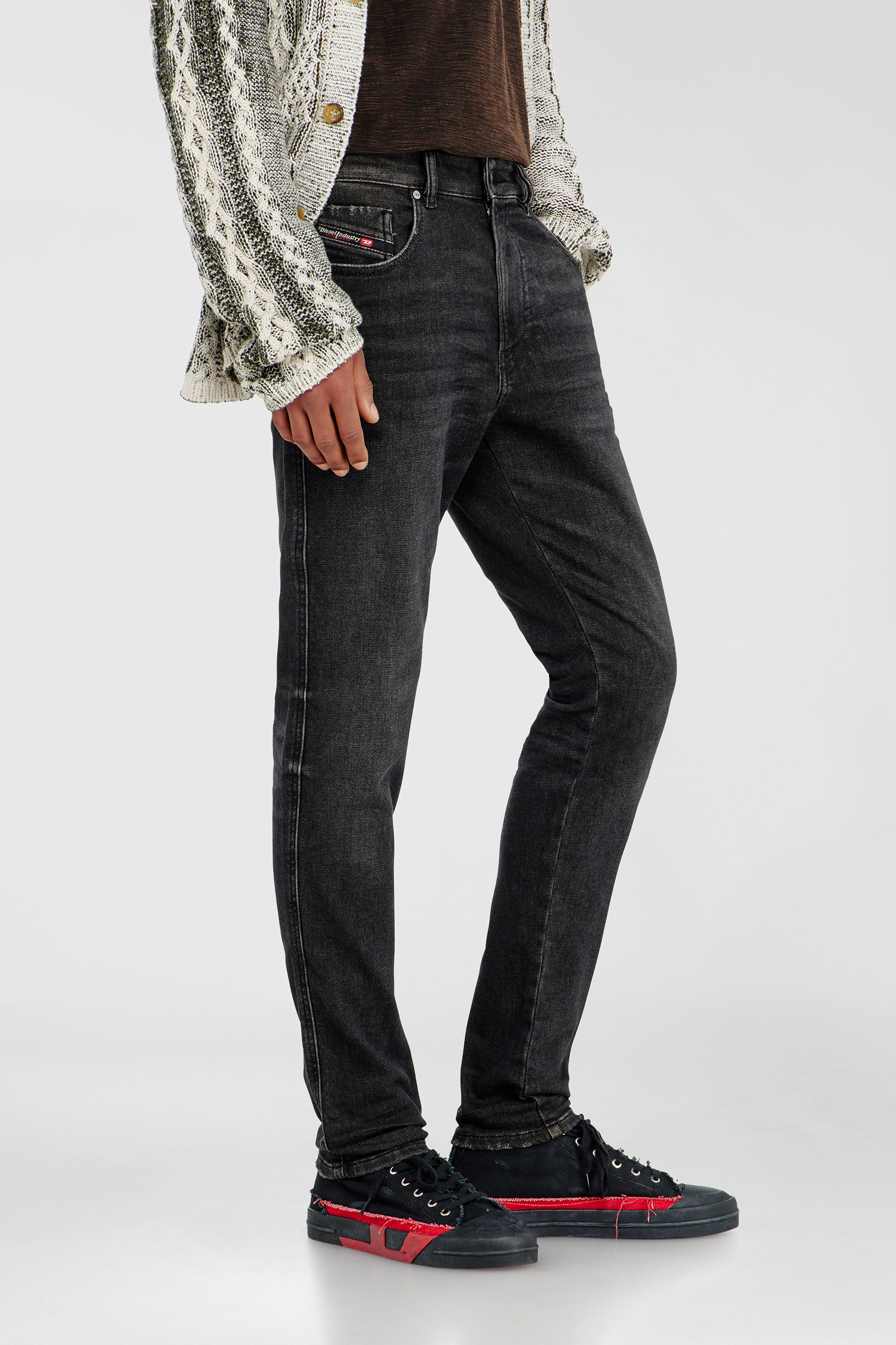 Diesel - Slim 2062 D-Strukt Joggjeans&reg; 09P92 Homme, Noir/Gris fonc&eacute; - Image 5