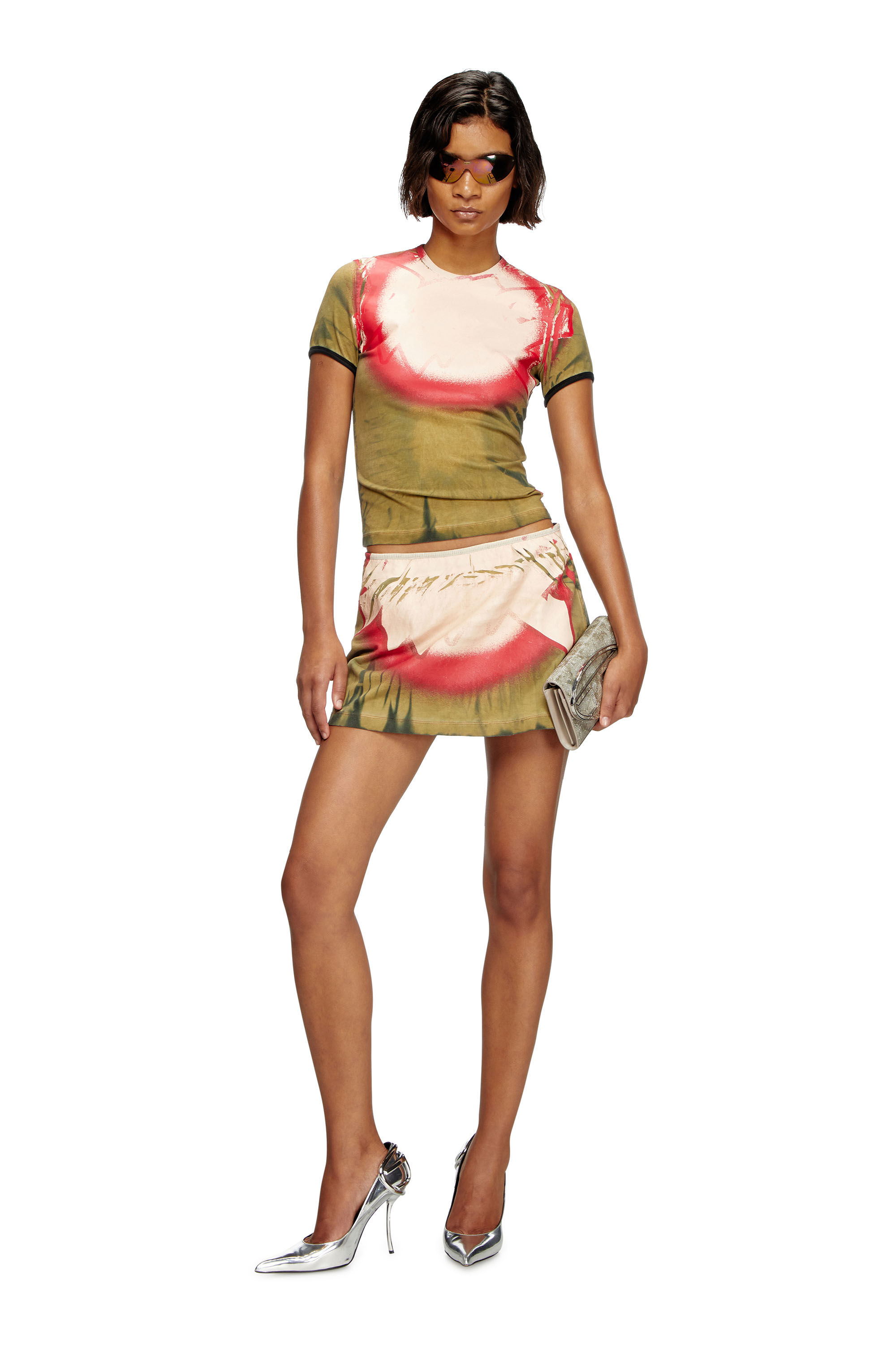 Diesel - T-UNCUTIE-LONG-Q1, T-shirt tie-dye avec imprimé projecteur Femme in Vert - 1