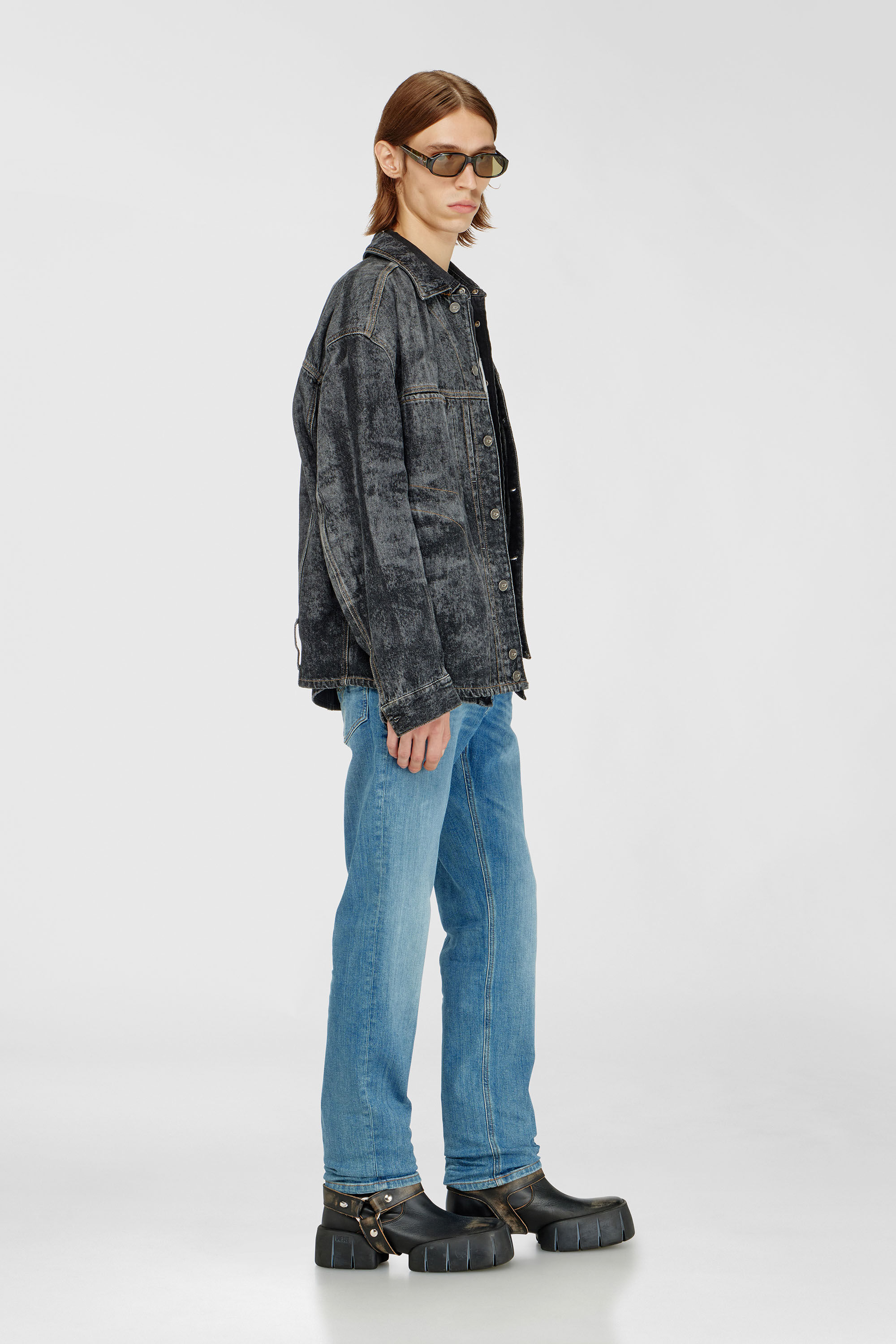 Diesel - Regular Jeans 1986 Larkee-Beex 0KIAL Homme, Bleu Clair - Image 2