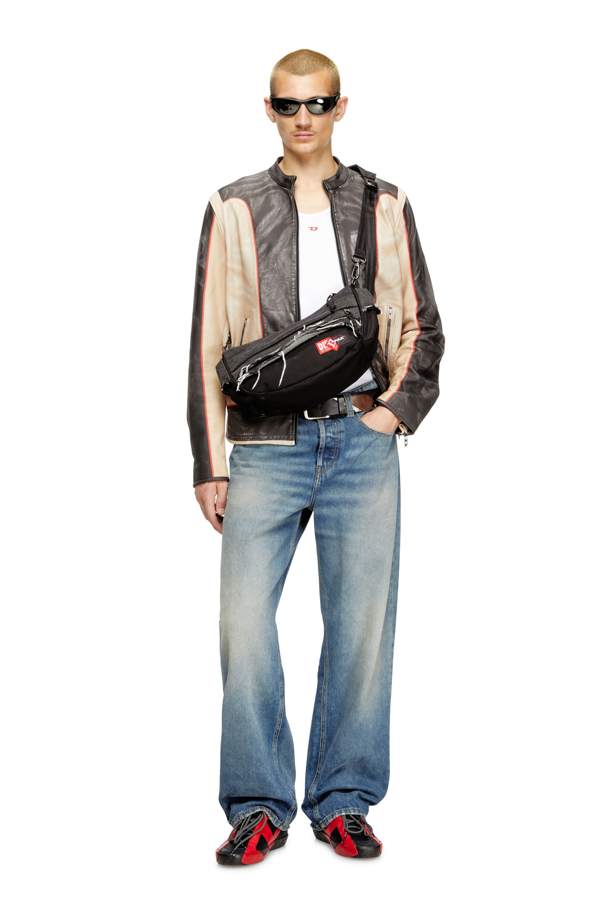 Diesel - DIESEL SHOULDER BAG, Sac à bandoulière en denim effet destroy et CORDURA® Mixte in Noir - 5